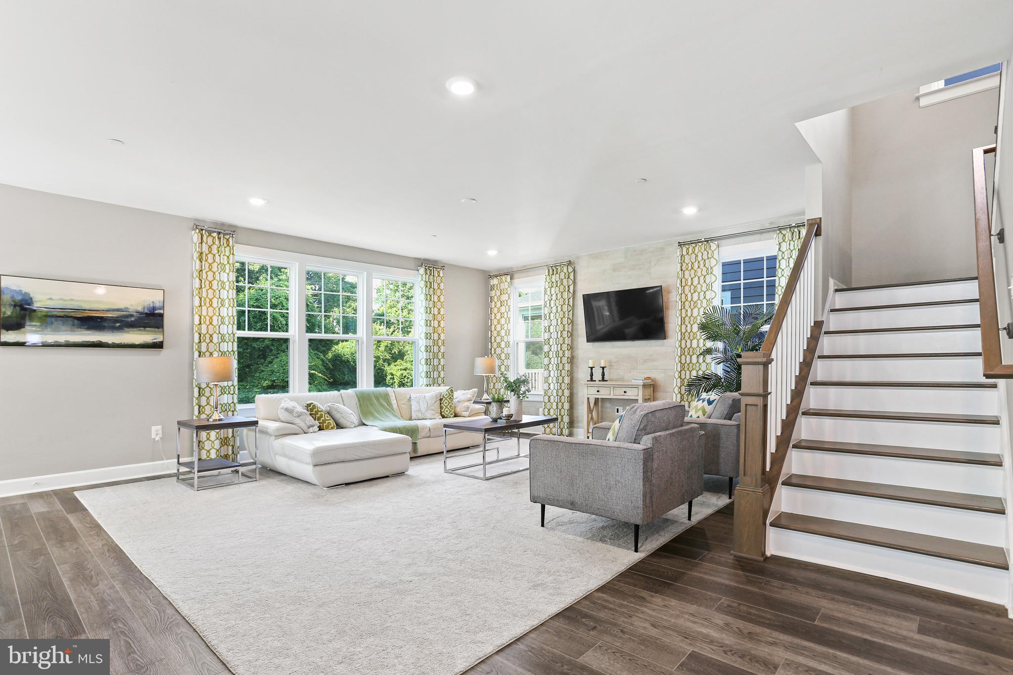 TURF VALLEY - Residential