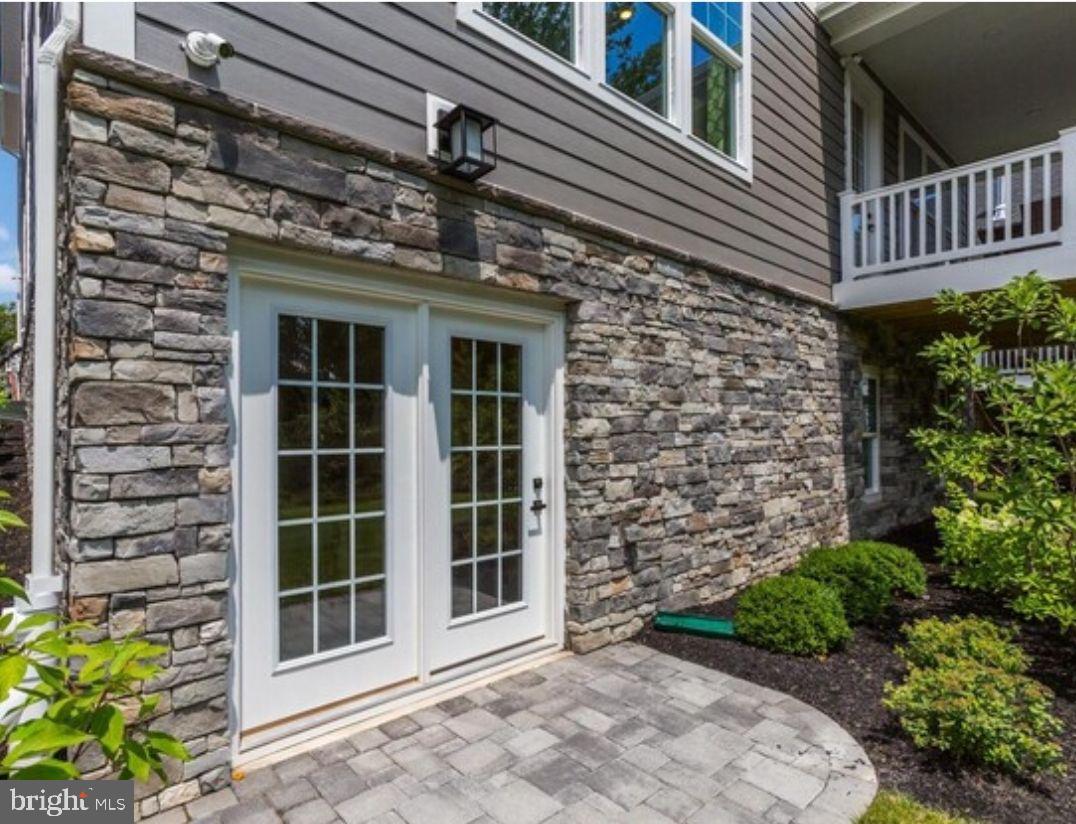 TURF VALLEY - Residential