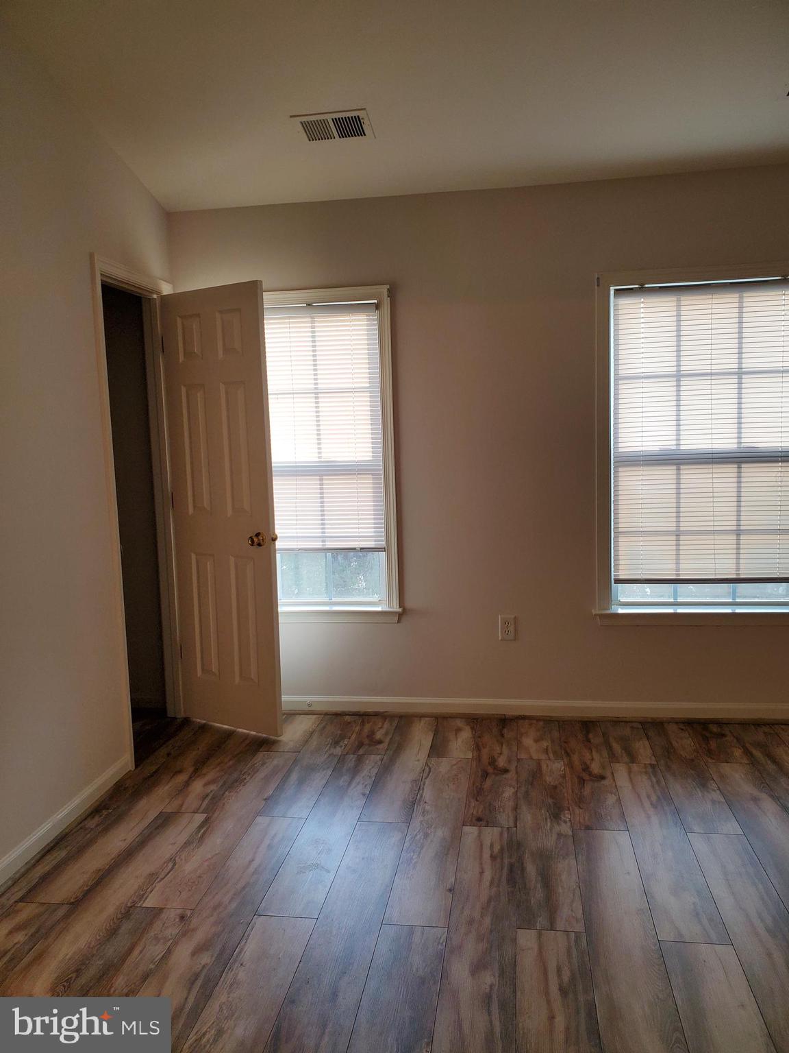 THE FAIRWAYS AT STONEBRIDGE - Residential Lease