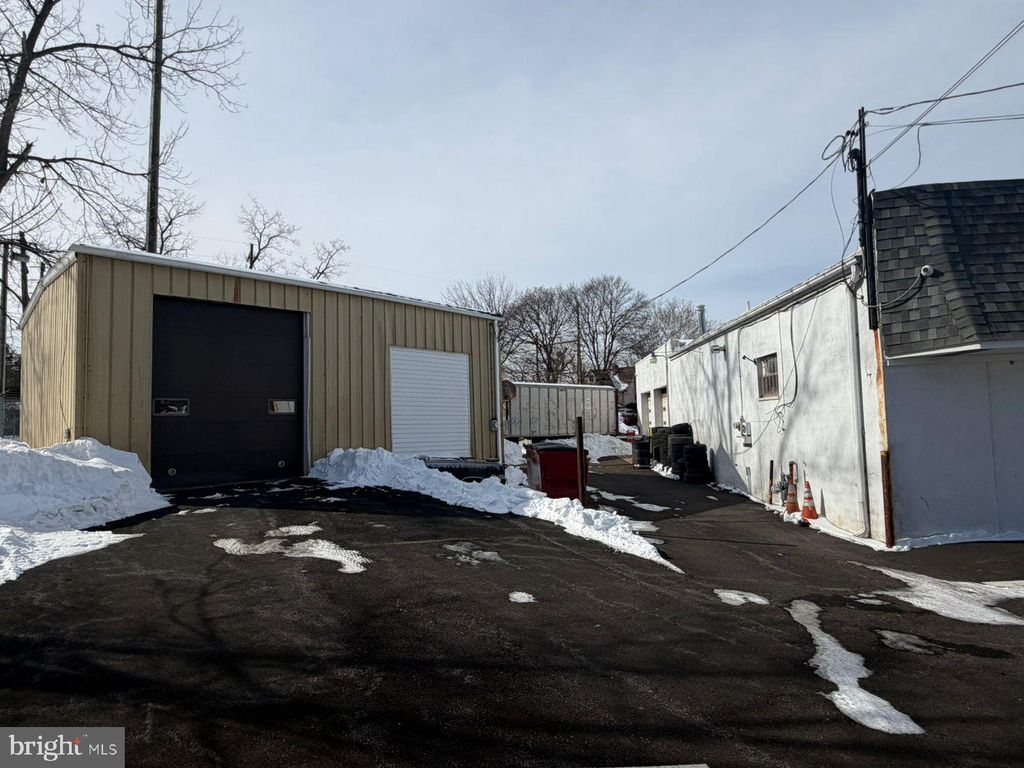 Photo of 2926 Mount Carmel Avenue, GLENSIDE, PA 19038 (MLS # PAMC2166540)