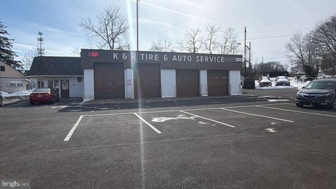 2926 MOUNT CARMEL AVENUE GLENSIDE PA 19038