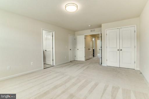 BRADLEY SQUARE - Residential Lease