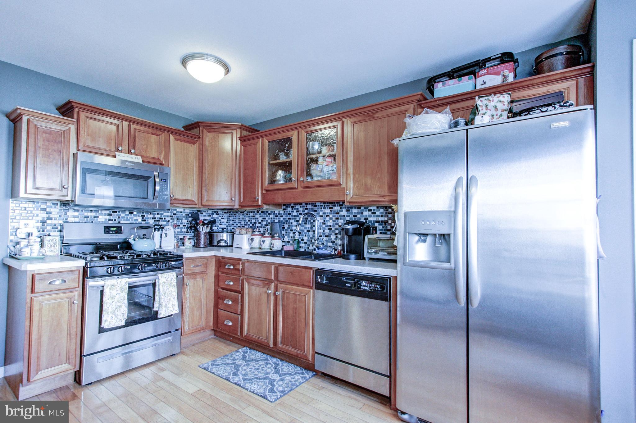 LINFIELD KNOLL - Residential