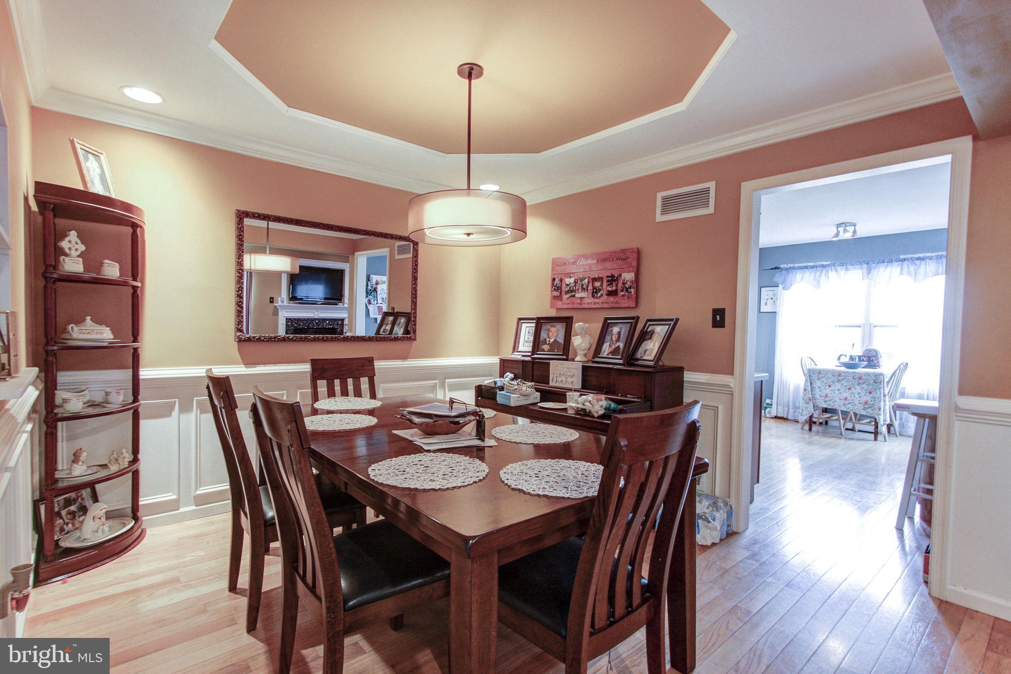 LINFIELD KNOLL - Residential