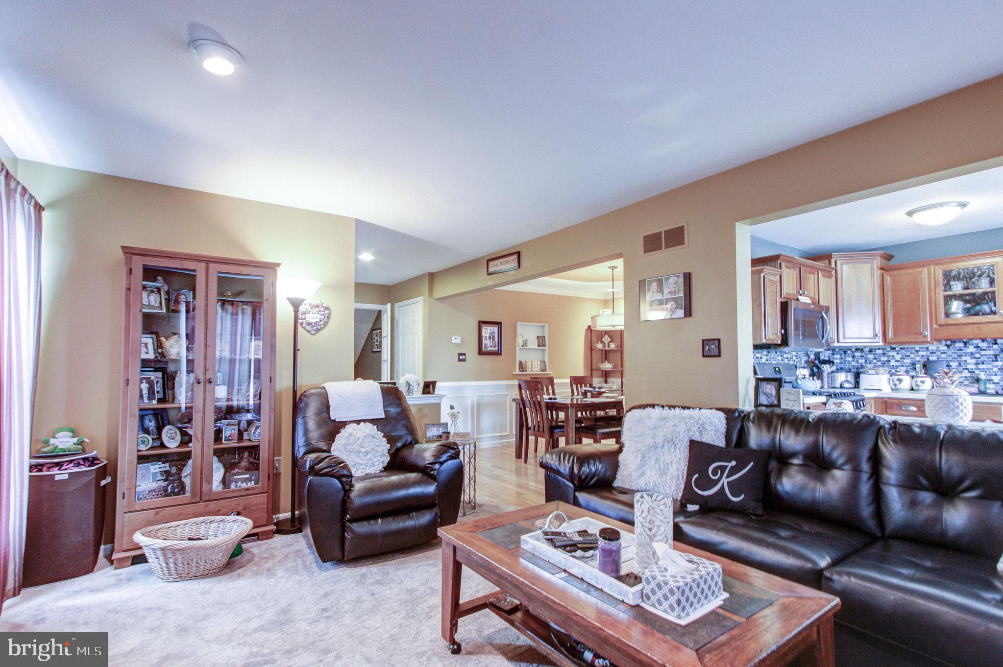 LINFIELD KNOLL - Residential