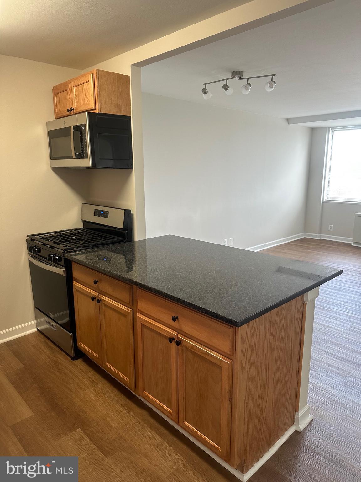 THE FOUNTAINS - Residential Lease