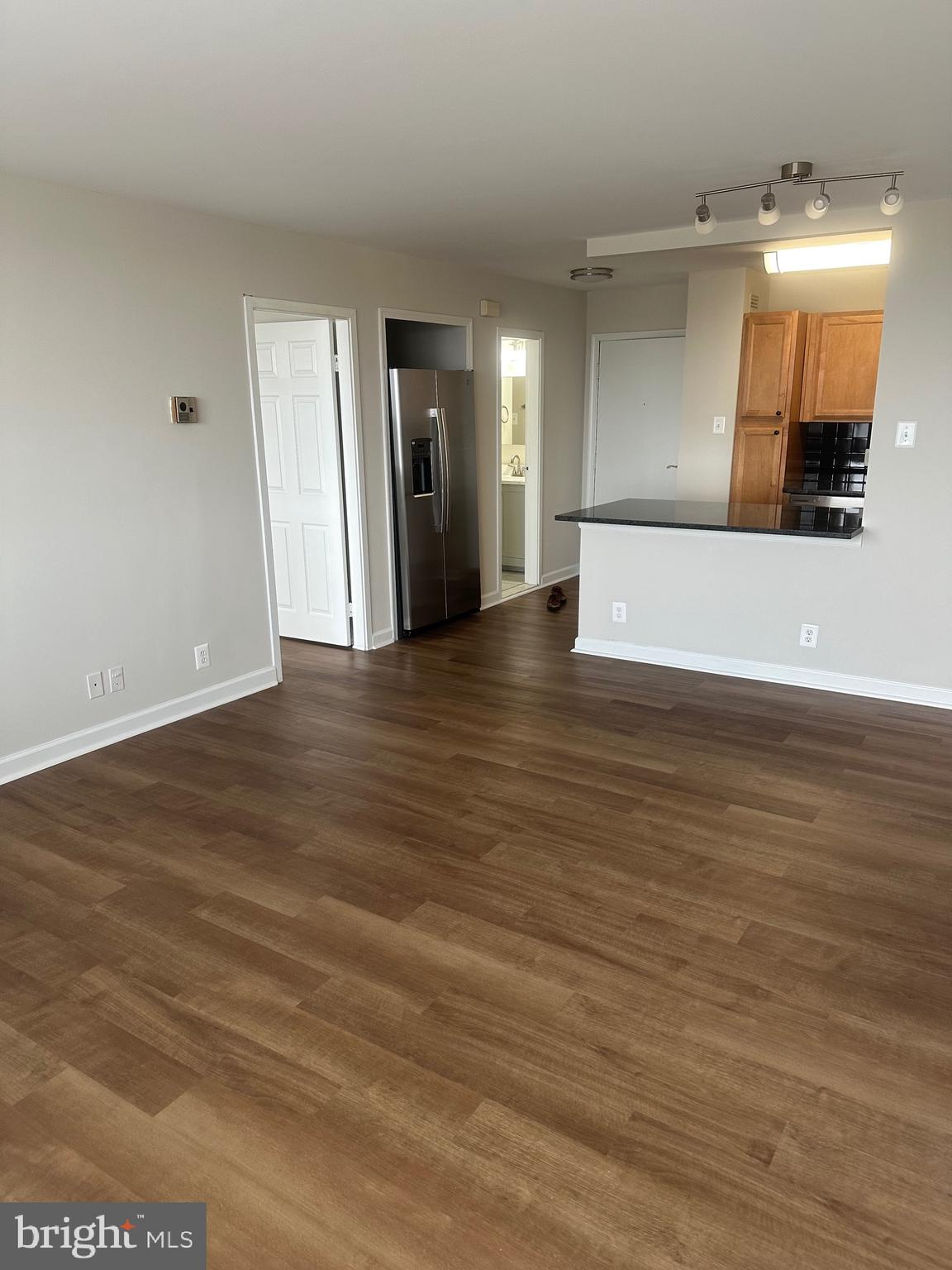 THE FOUNTAINS - Residential Lease