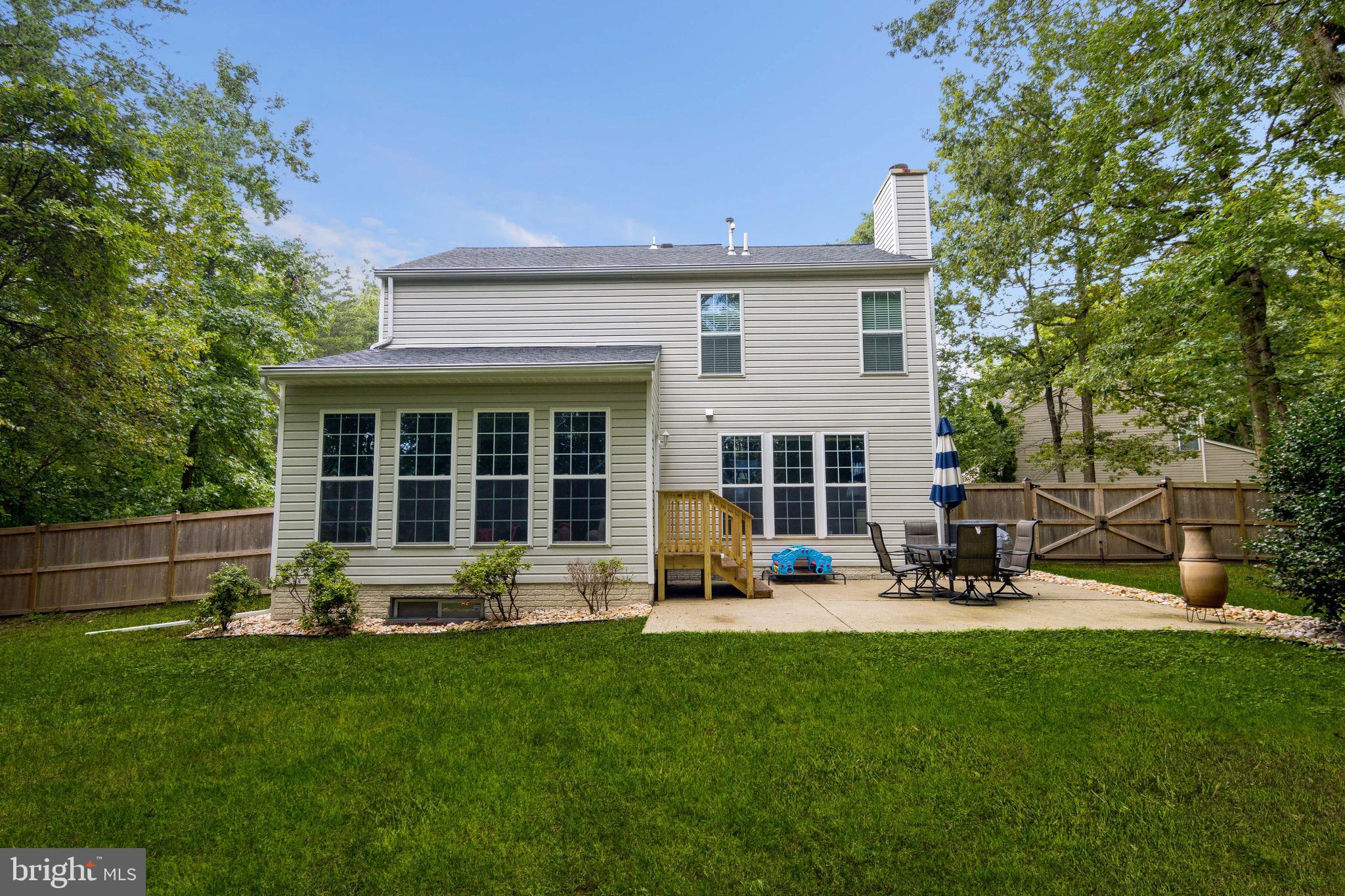 FOX CHASE - Residential