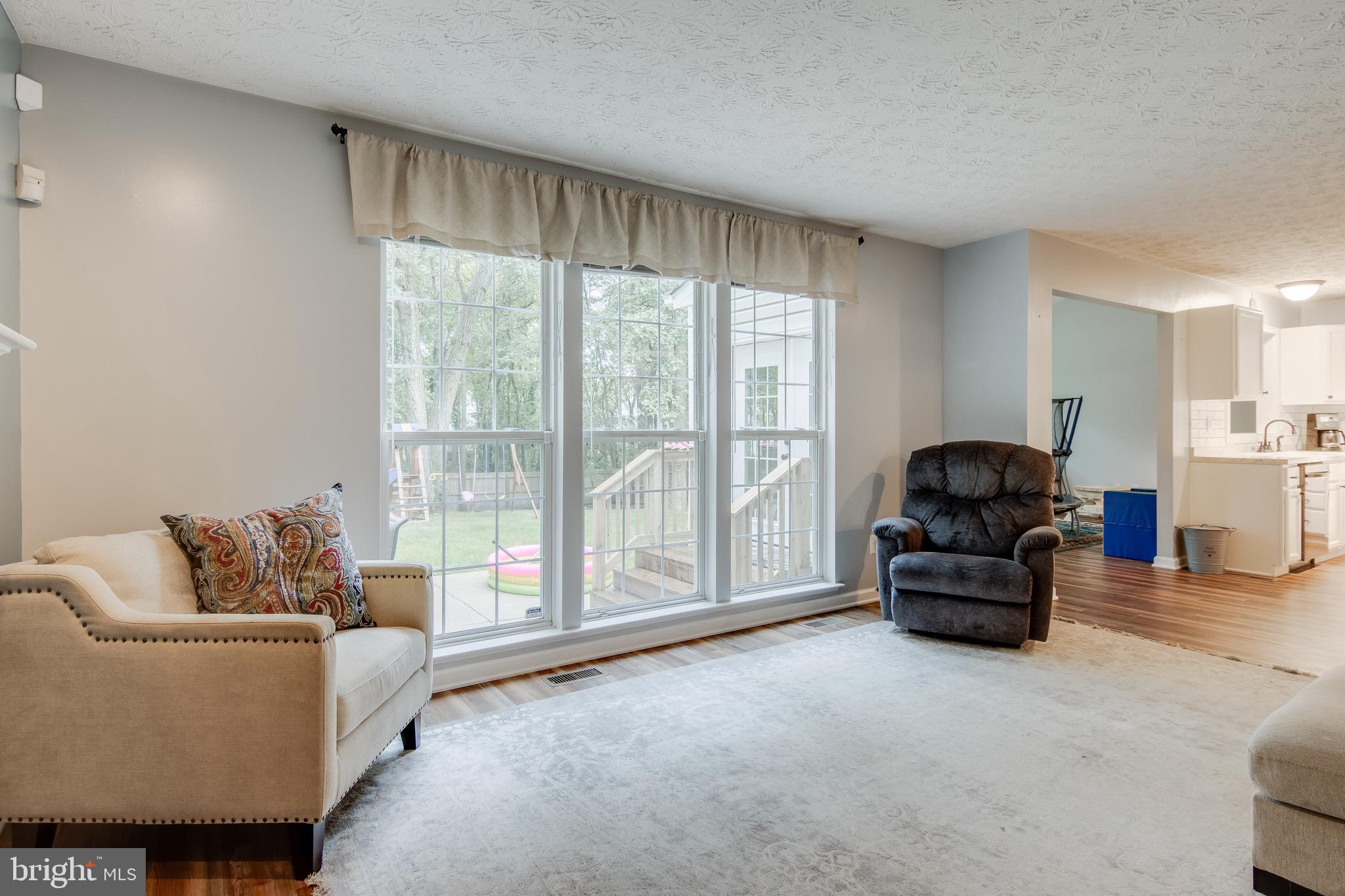 FOX CHASE - Residential