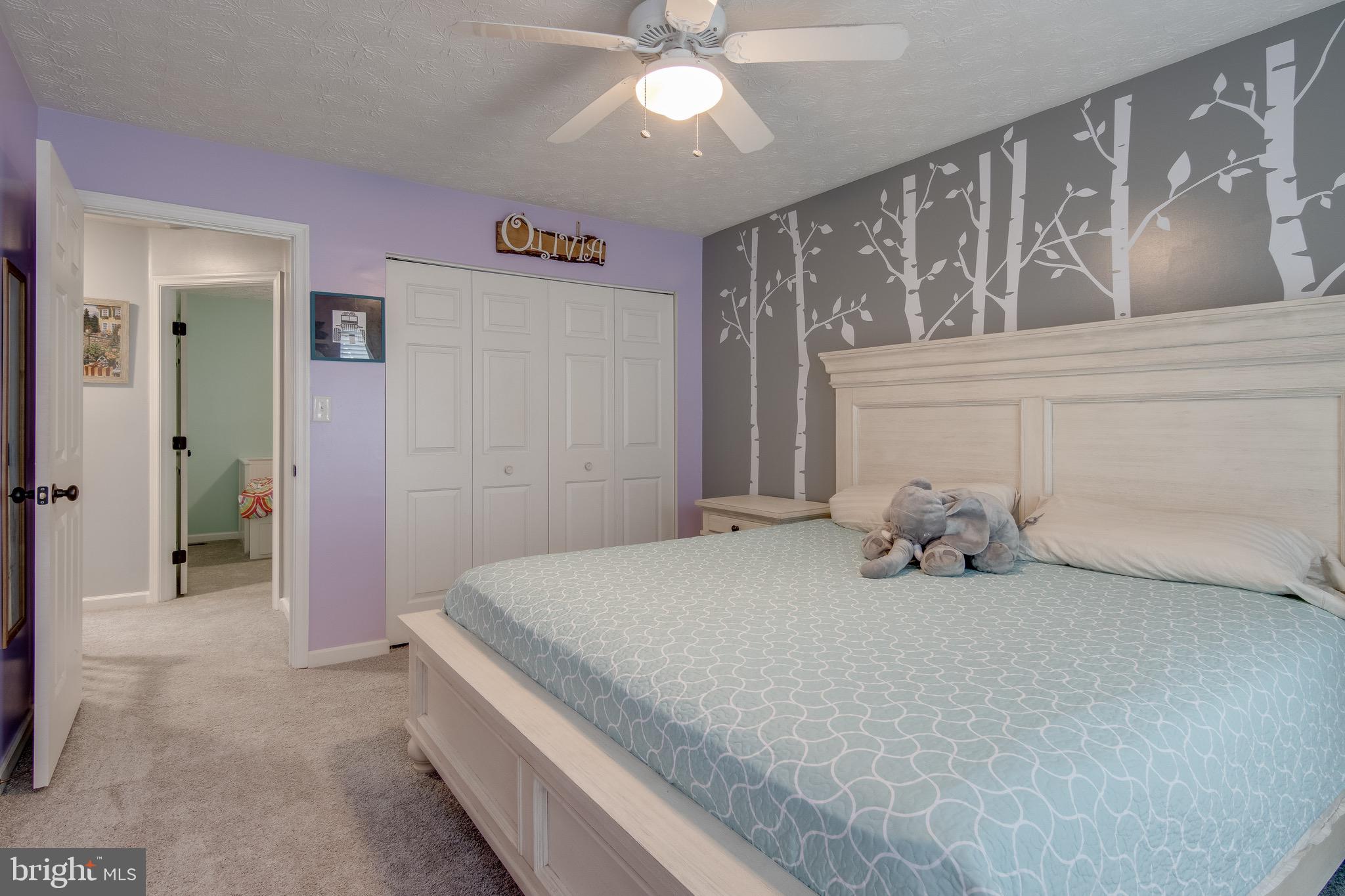 FOX CHASE - Residential