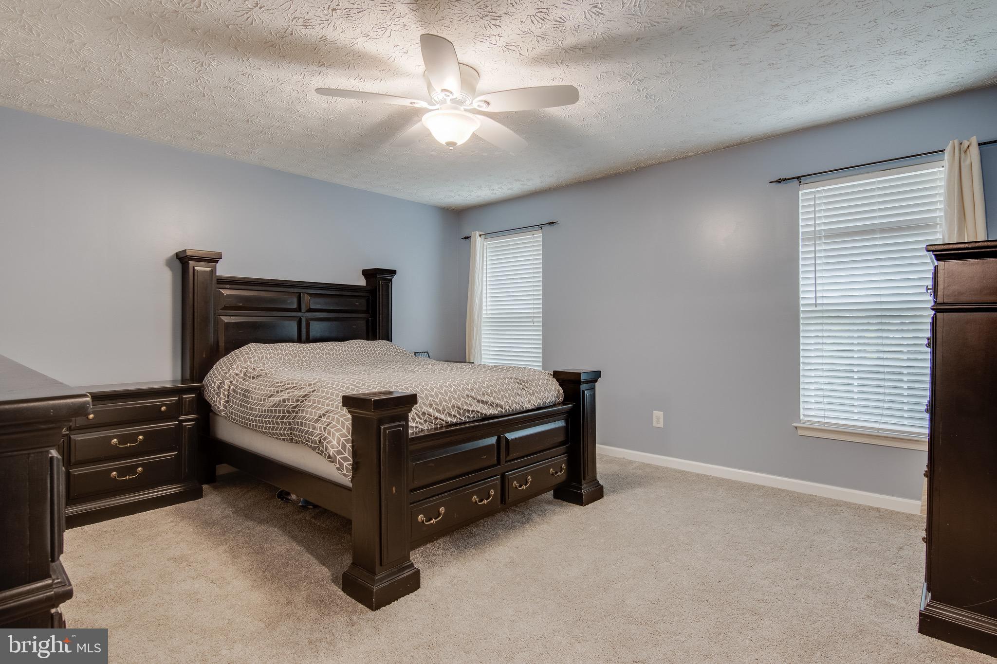 FOX CHASE - Residential