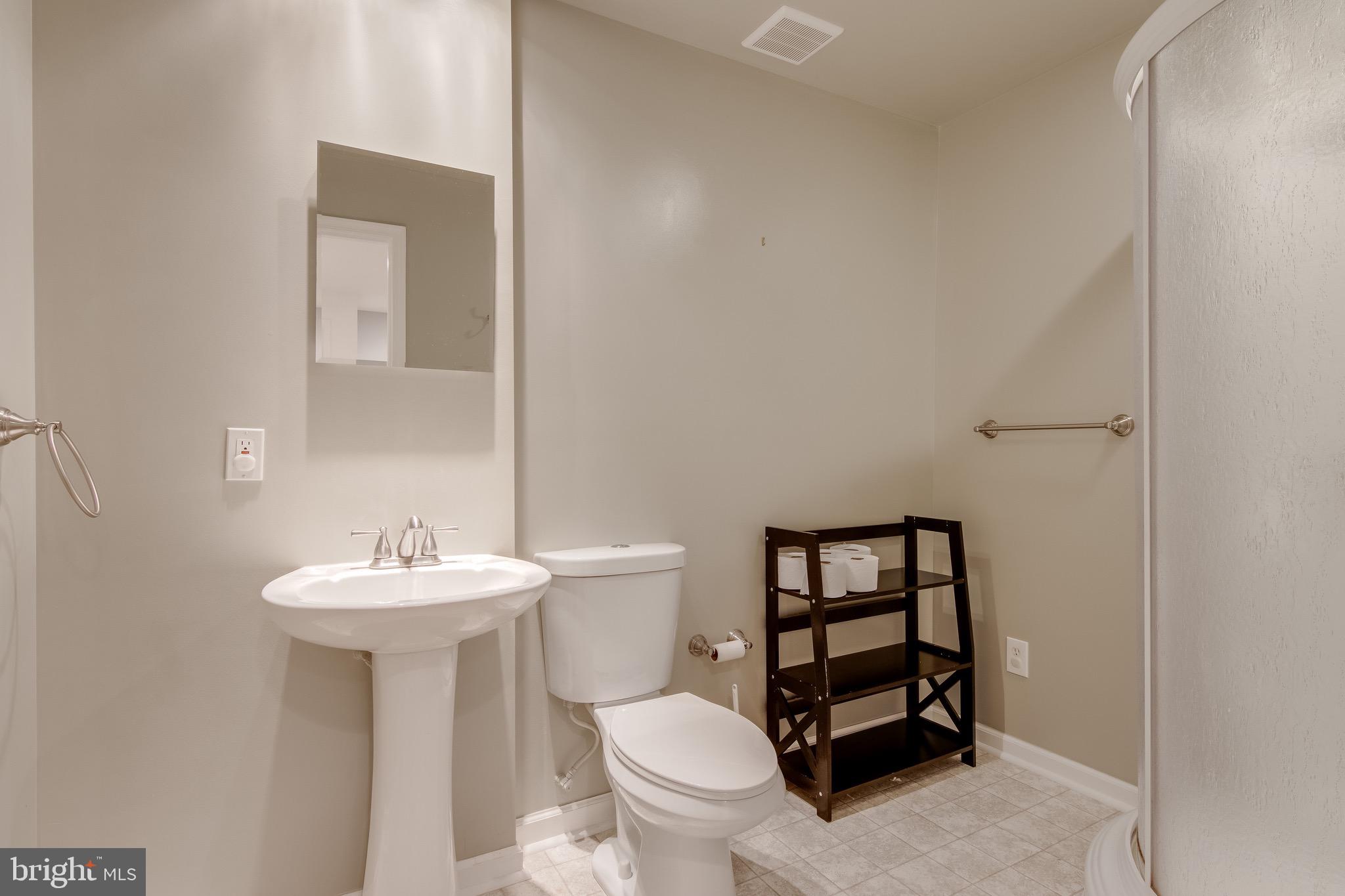 FOX CHASE - Residential