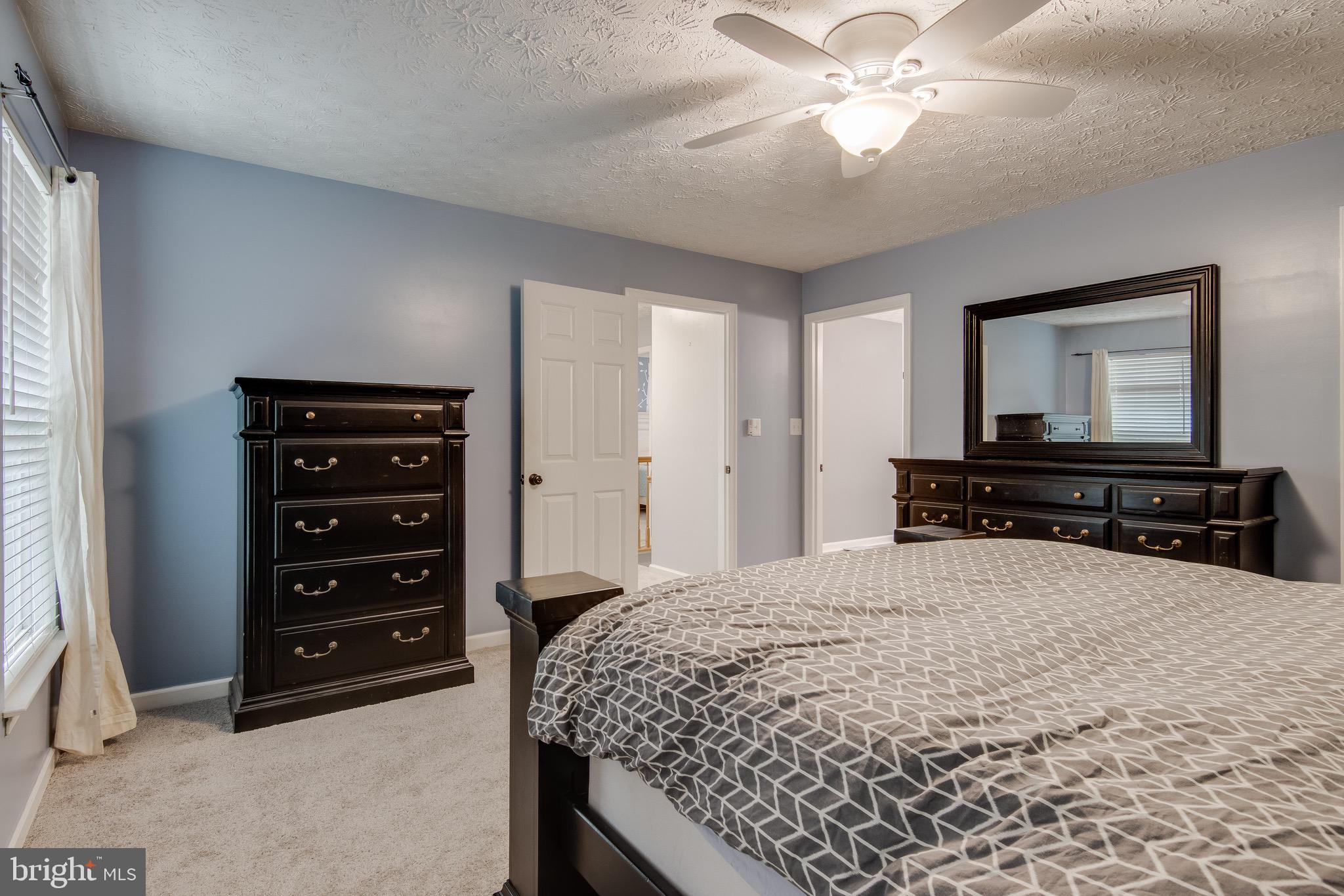 FOX CHASE - Residential