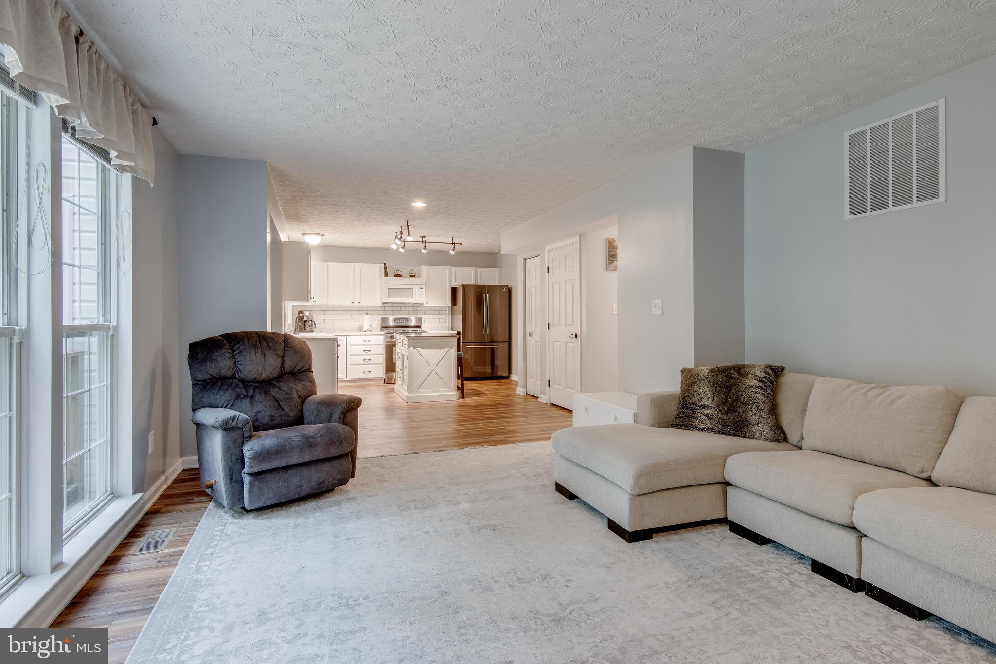 FOX CHASE - Residential