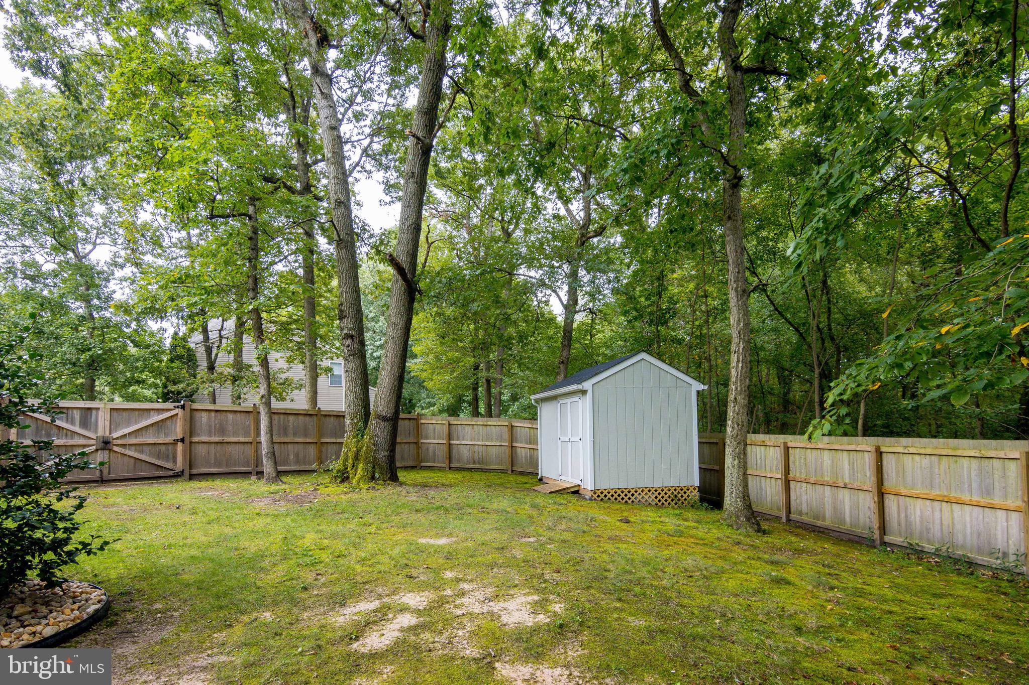 FOX CHASE - Residential