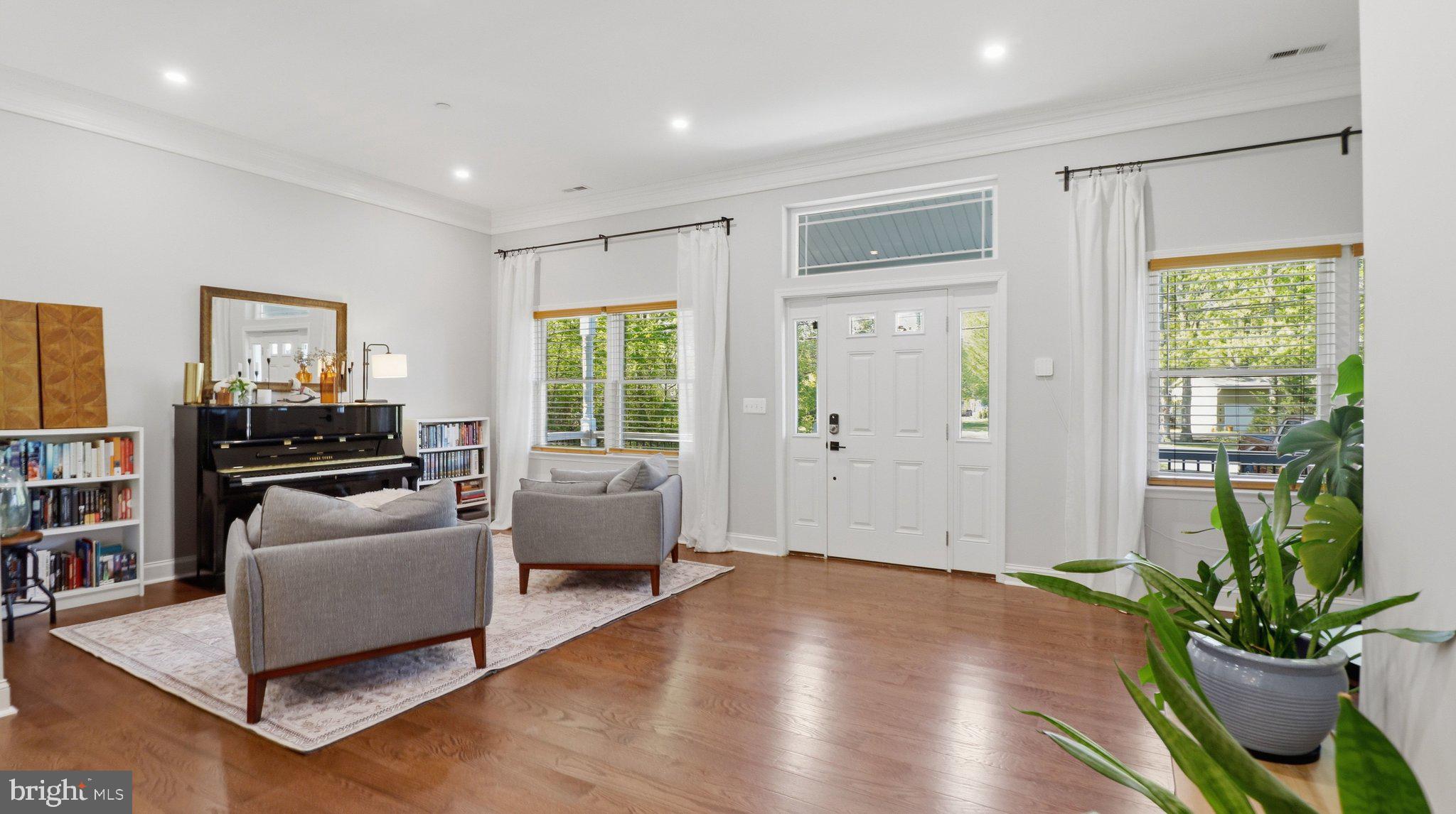 REGULARS - Residential