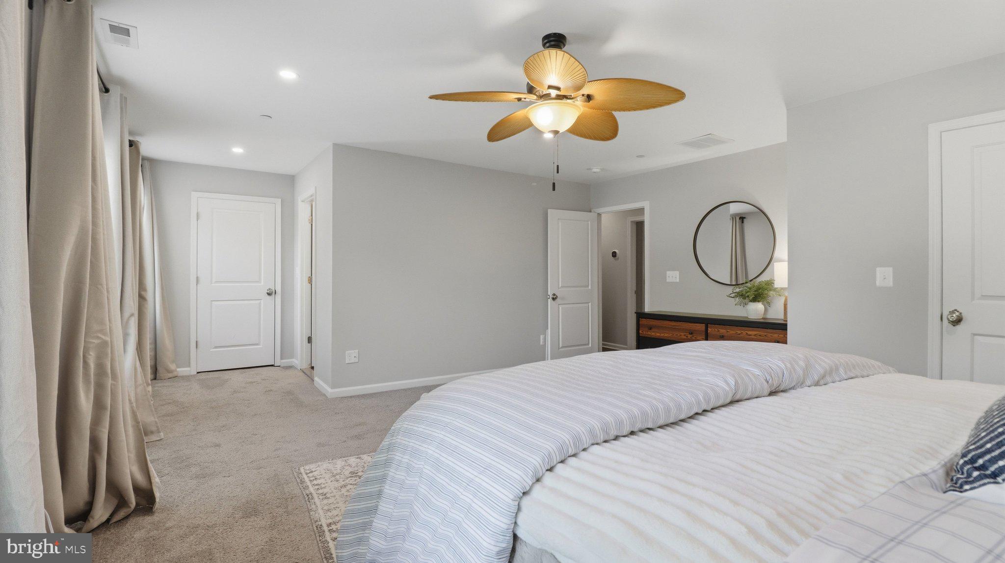 REGULARS - Residential