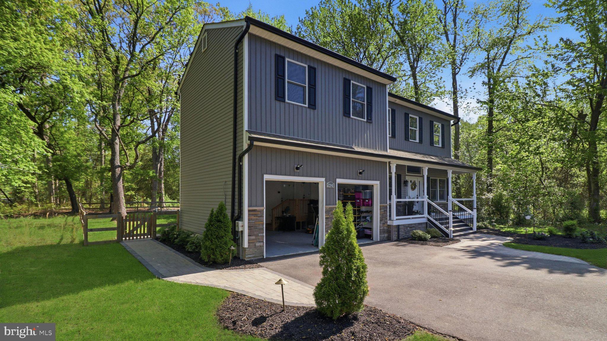 REGULARS - Residential