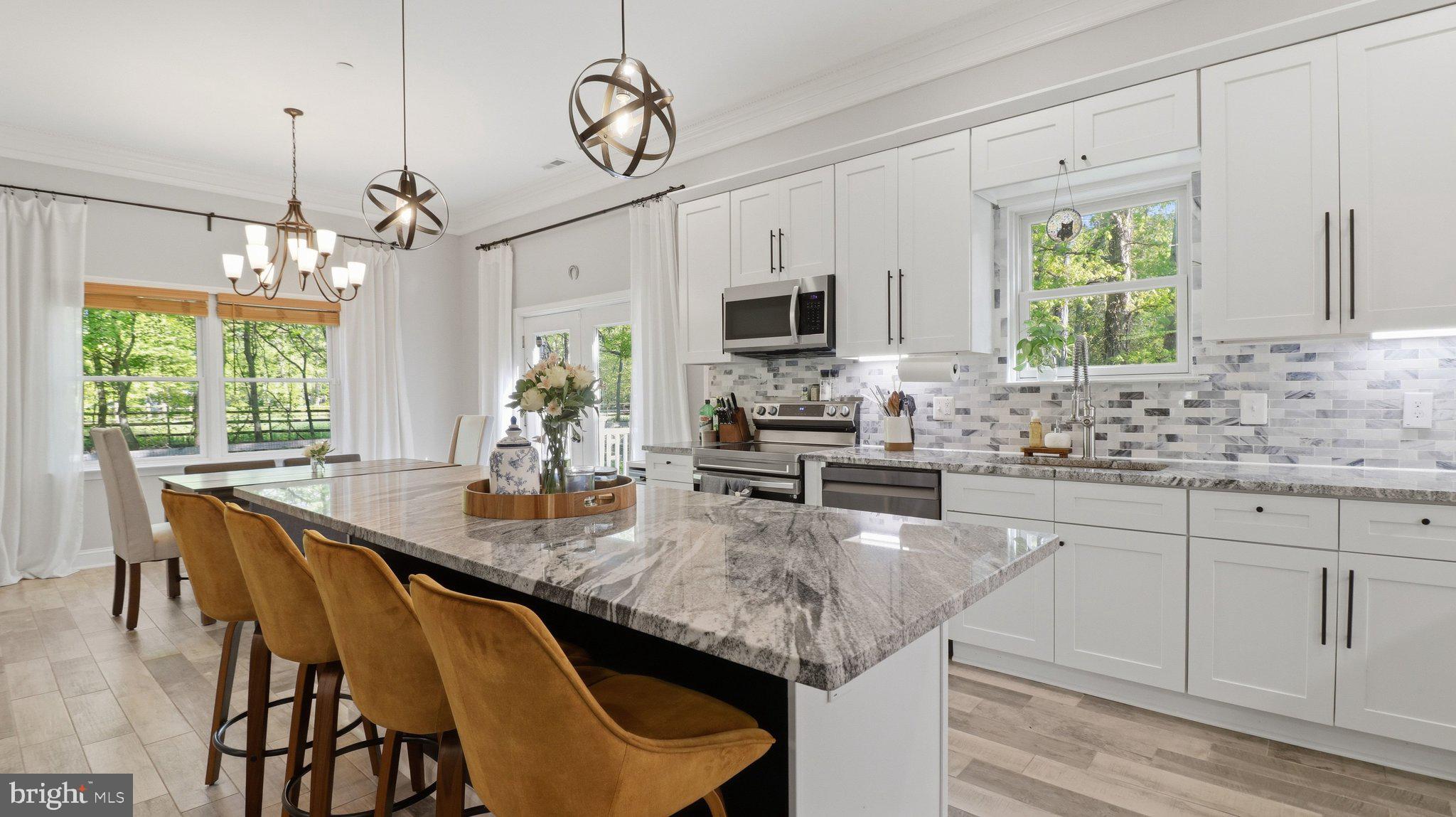 REGULARS - Residential