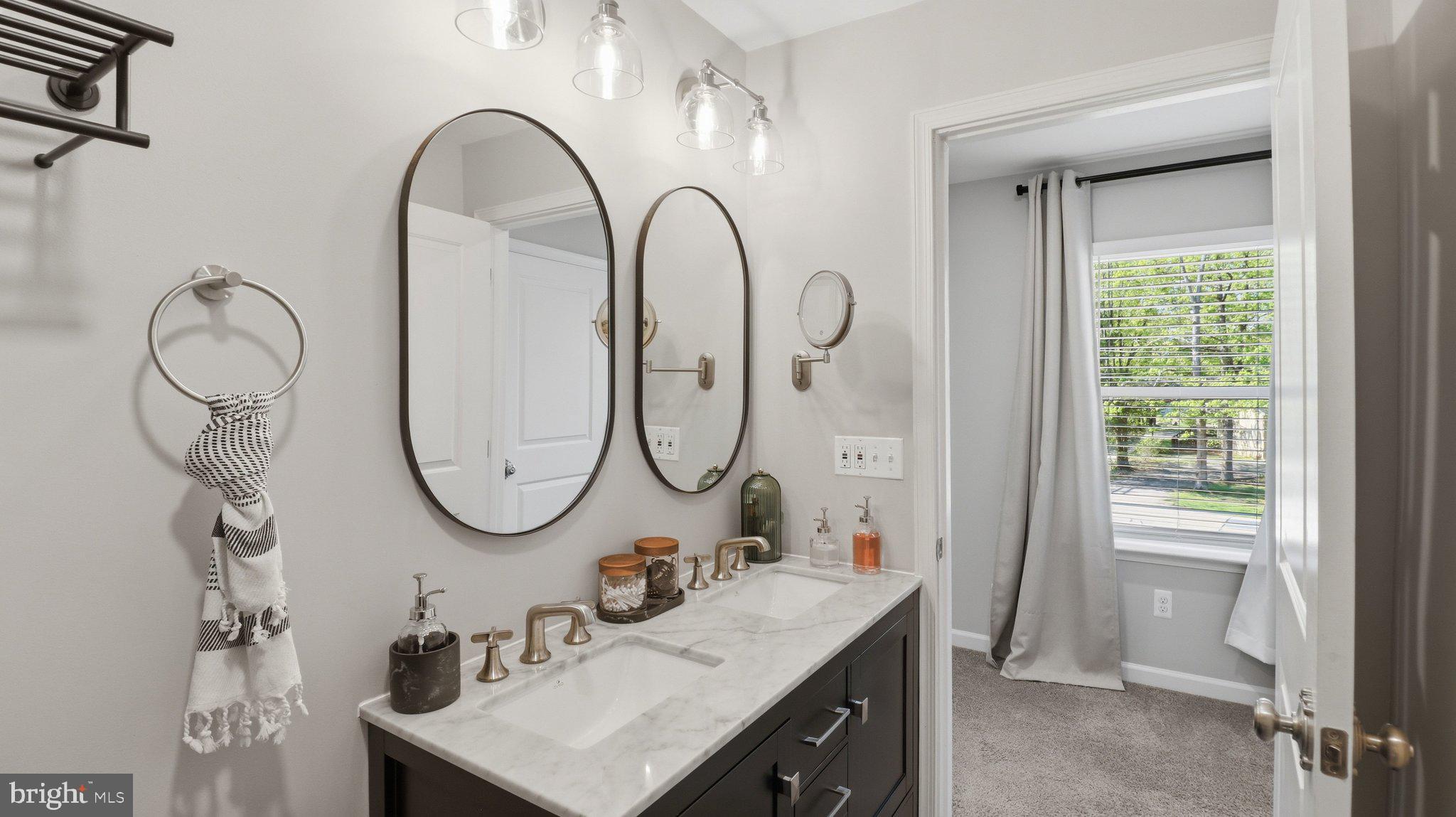 REGULARS - Residential