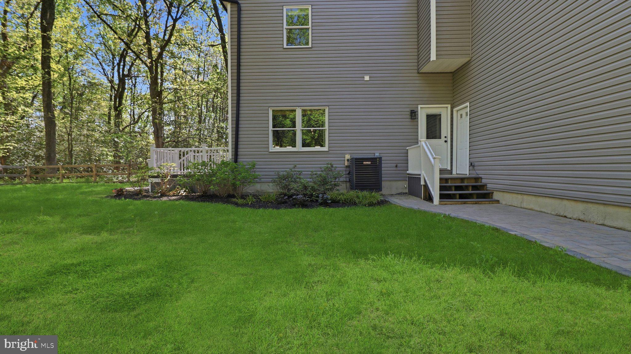 REGULARS - Residential