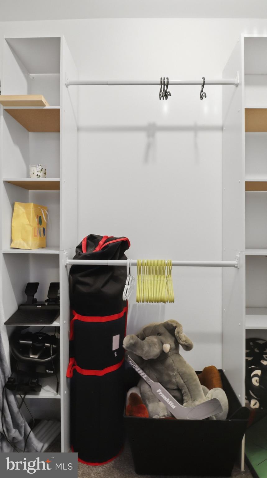 REGULARS - Residential