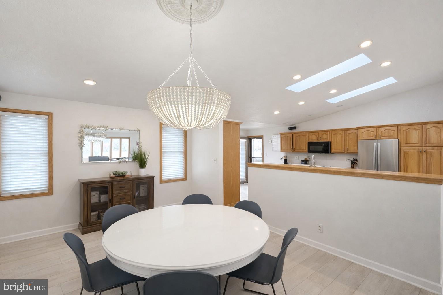 ROLLING OAKS - Residential