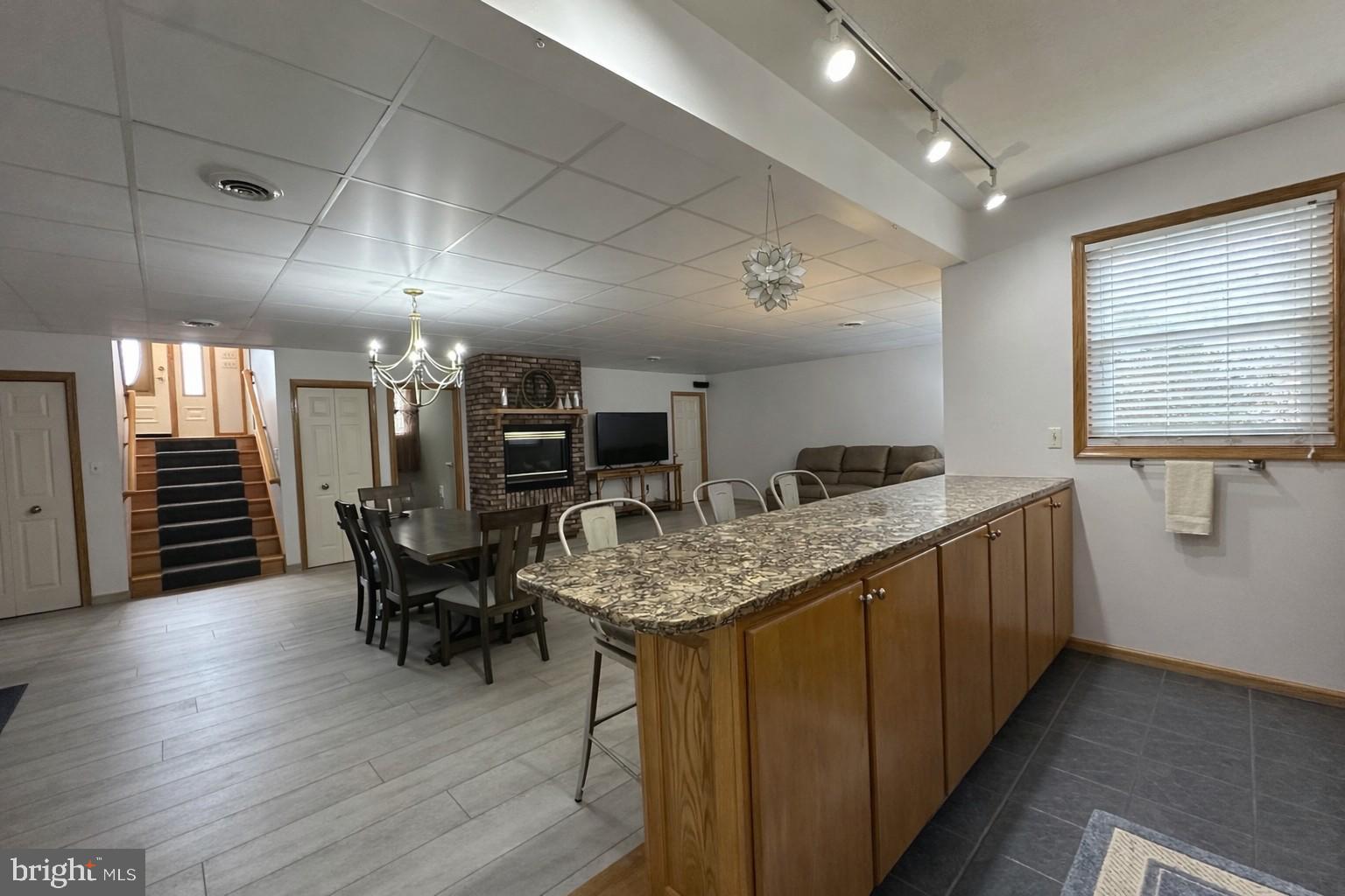 ROLLING OAKS - Residential