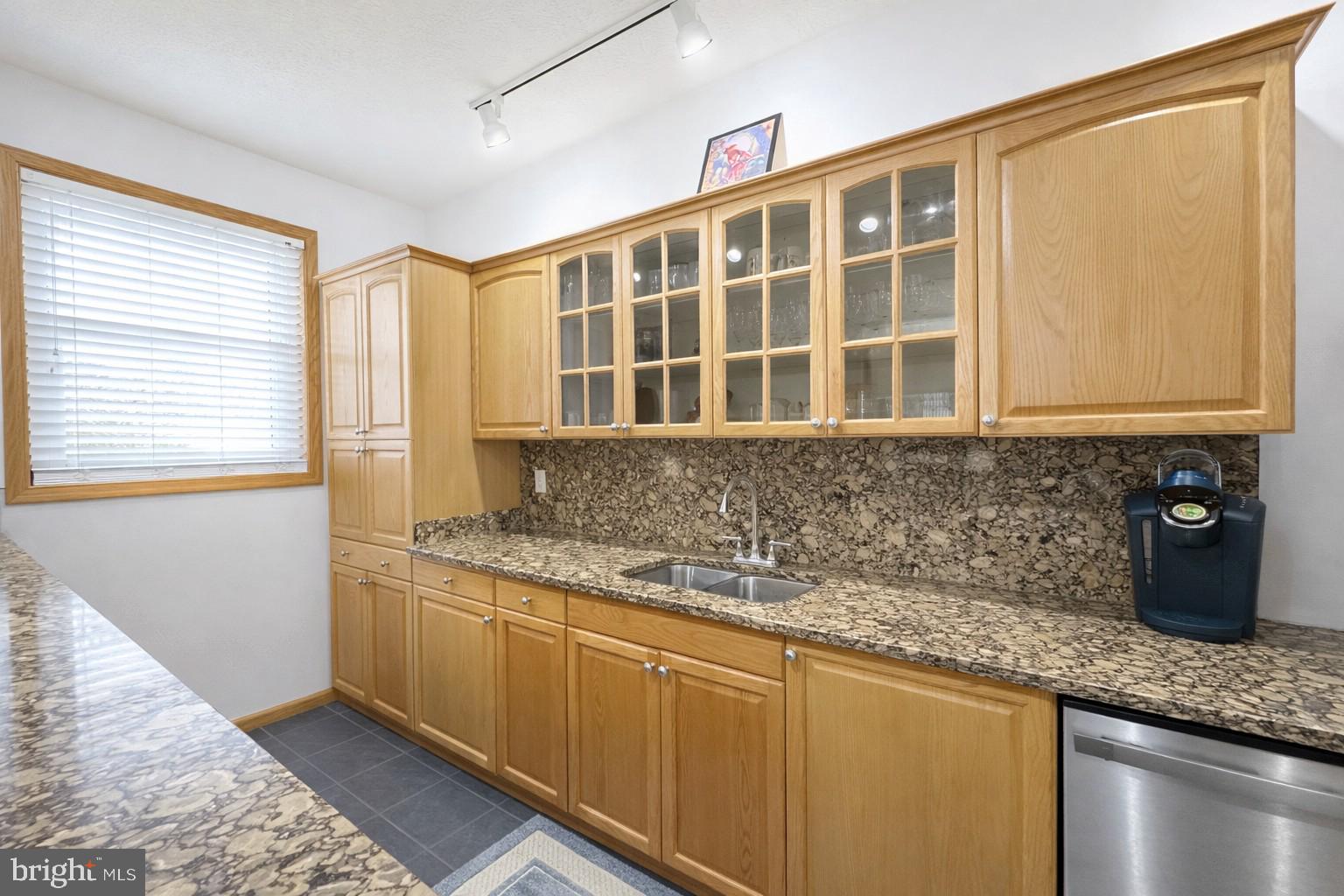 ROLLING OAKS - Residential