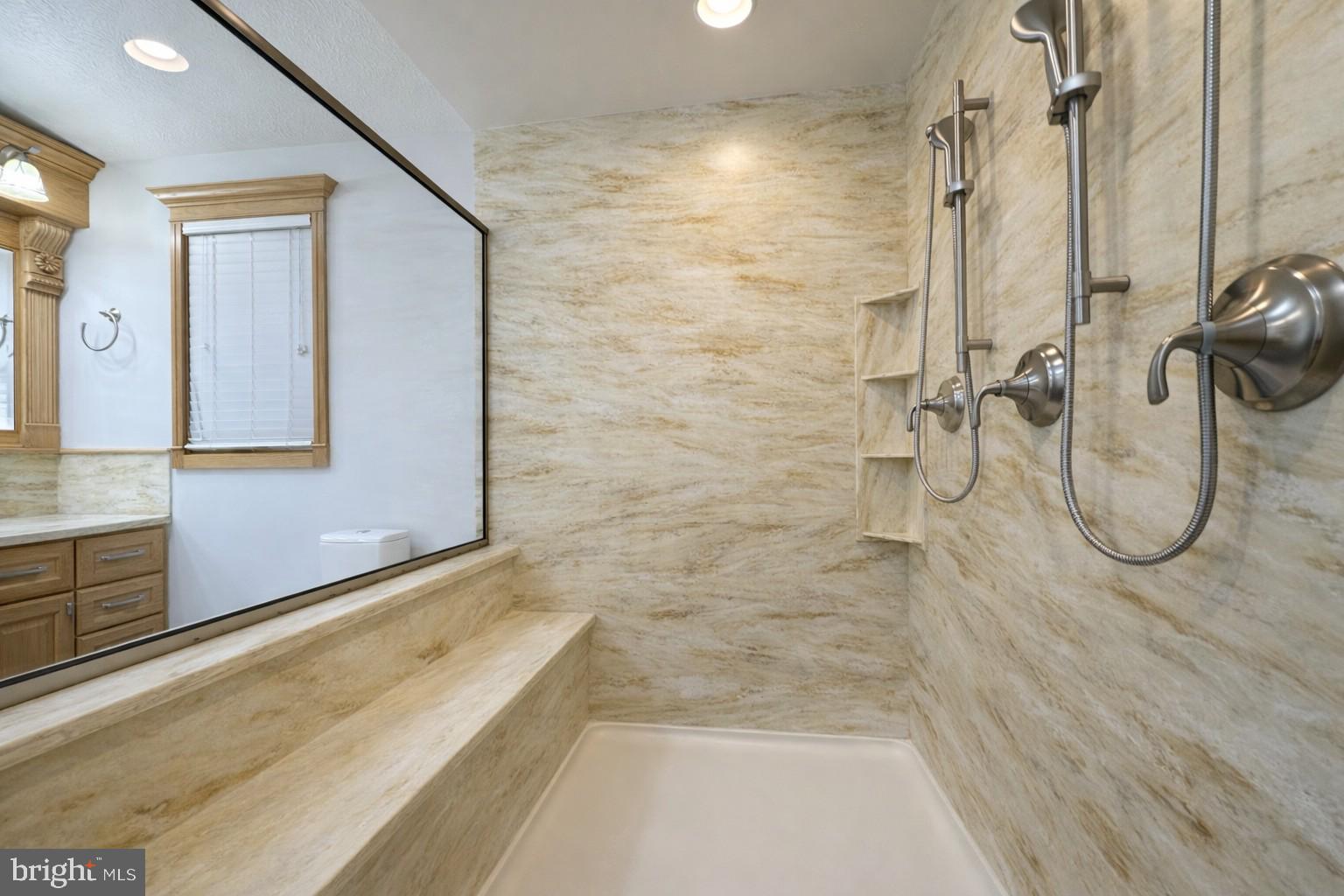 ROLLING OAKS - Residential