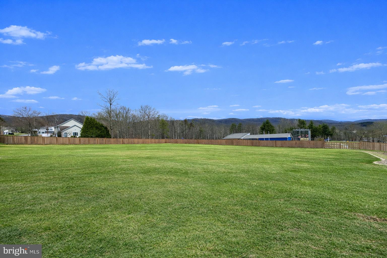 ROLLING OAKS - Residential