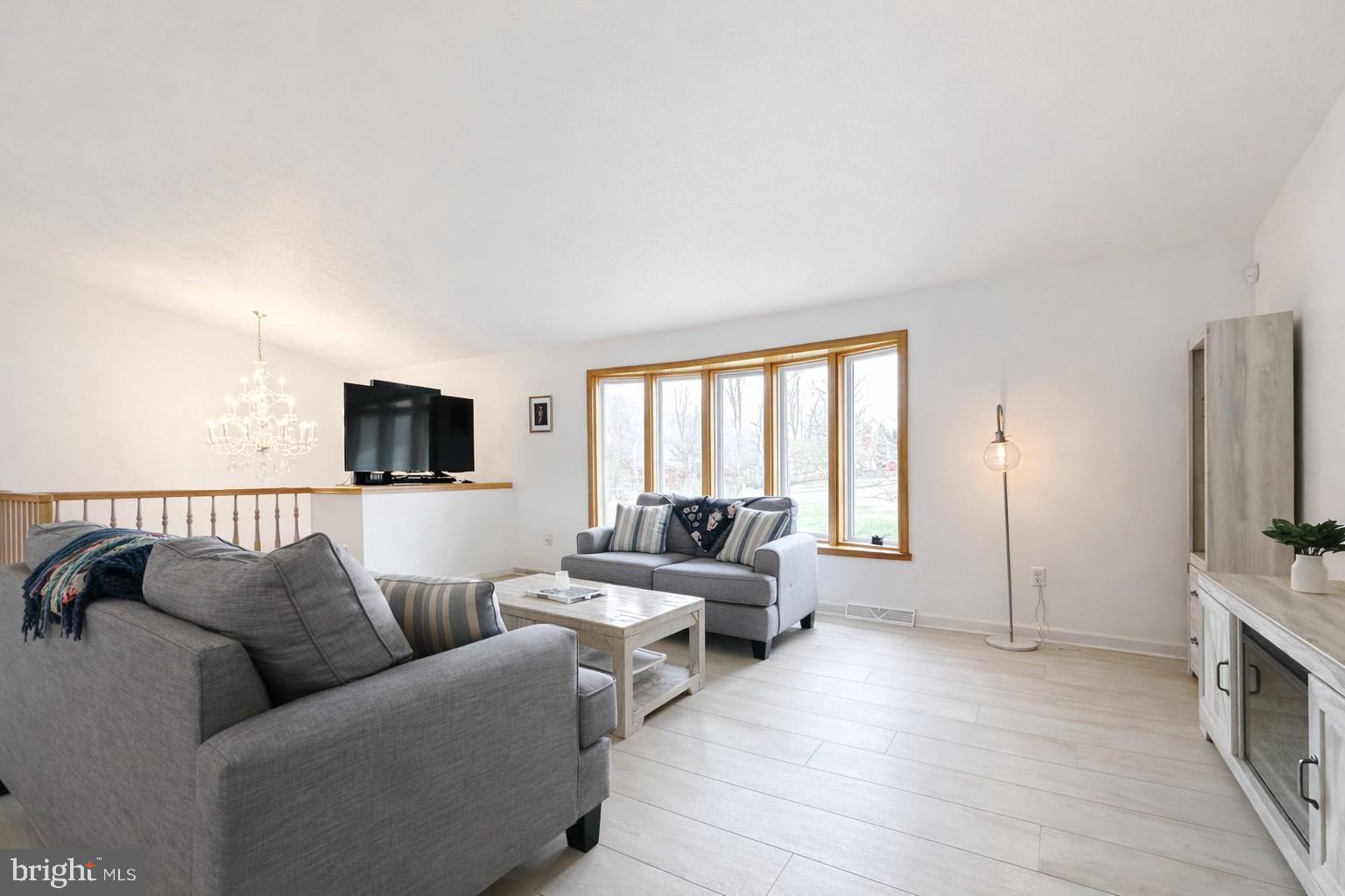 ROLLING OAKS - Residential