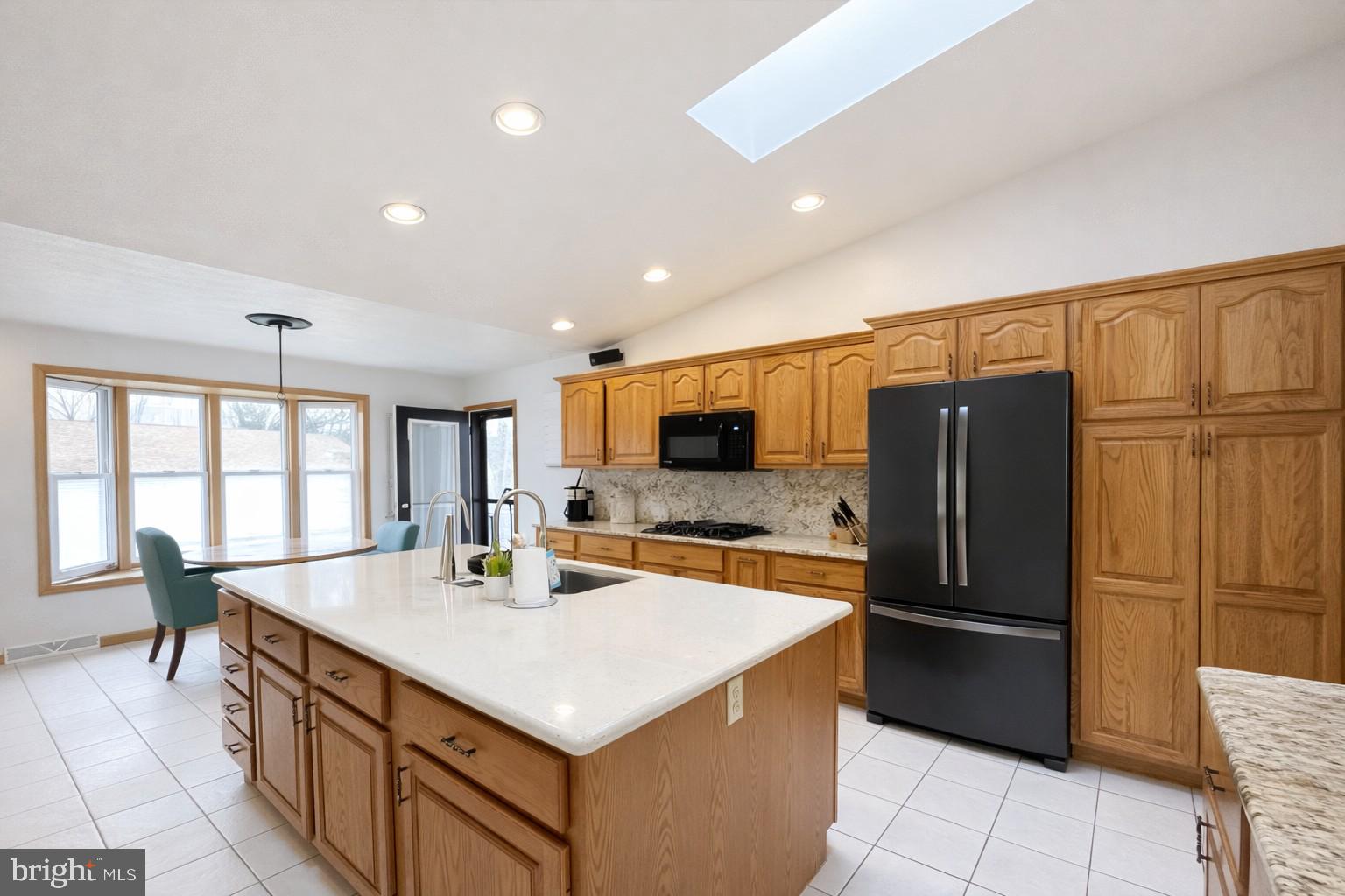 ROLLING OAKS - Residential