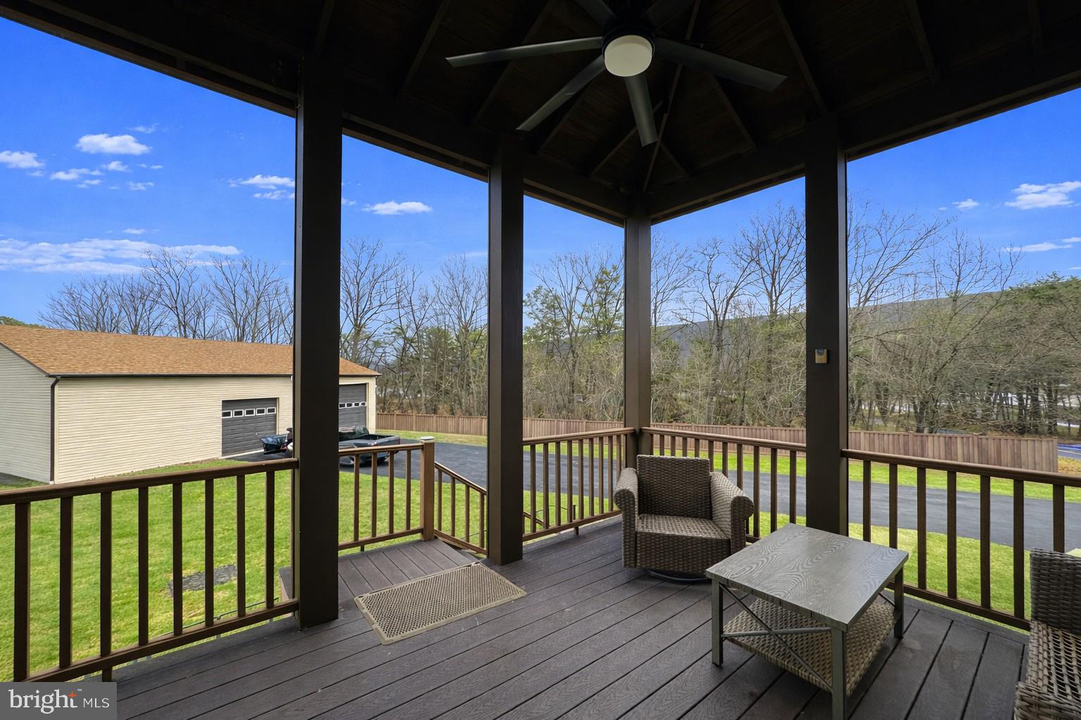 ROLLING OAKS - Residential