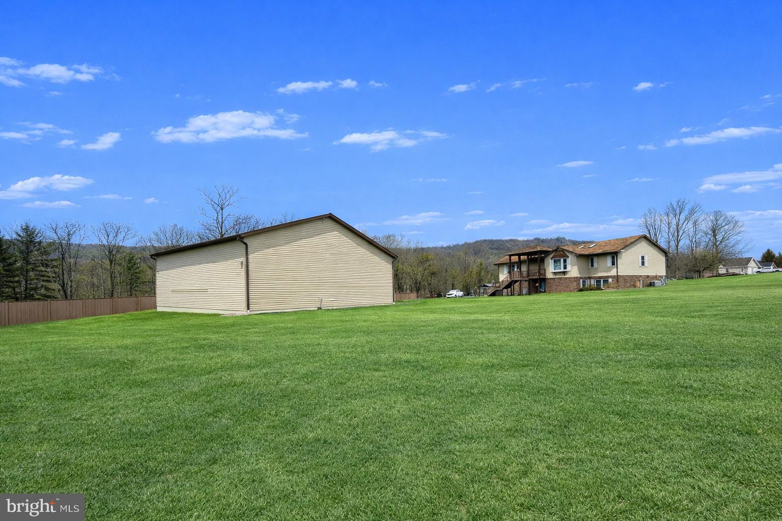 ROLLING OAKS - Residential