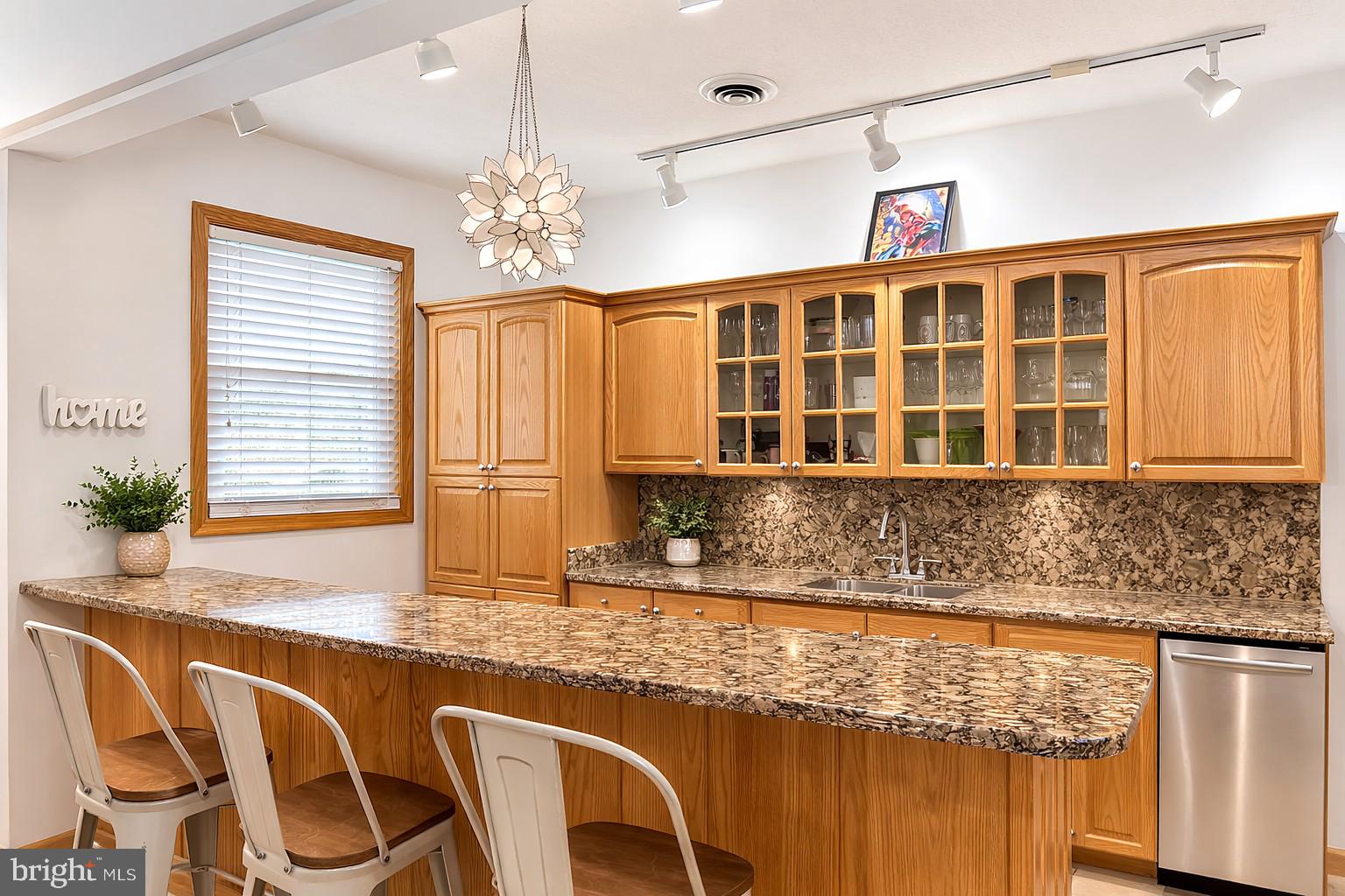 ROLLING OAKS - Residential