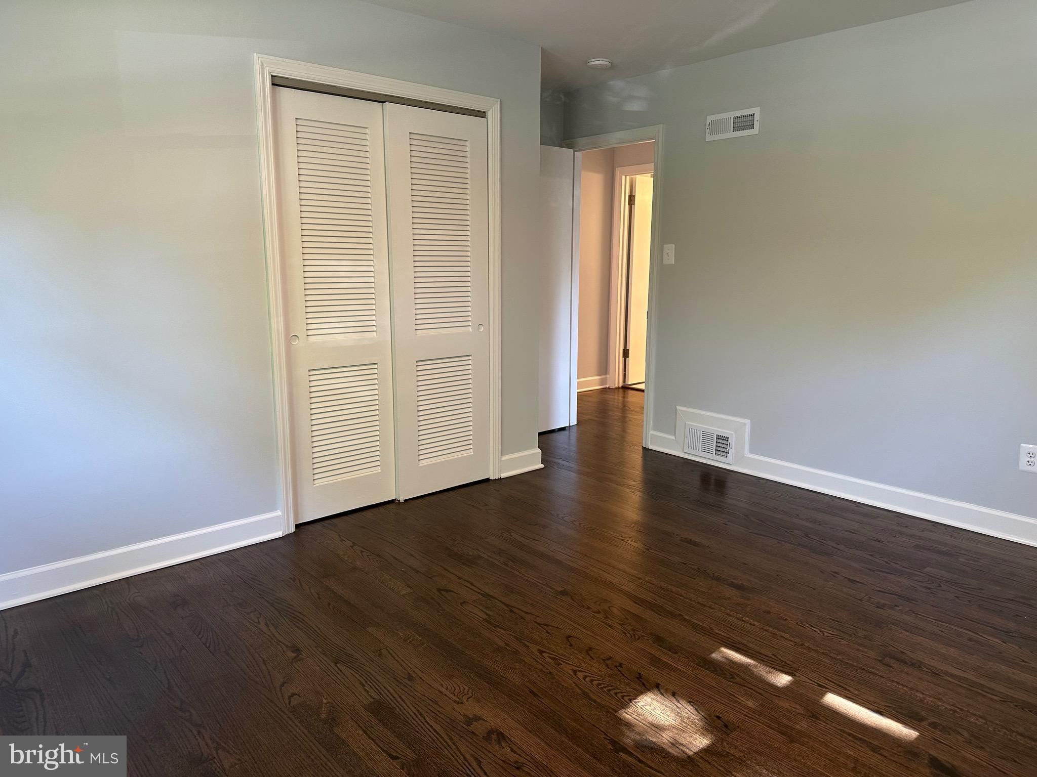 BUCKNELL MANOR - Residential Lease