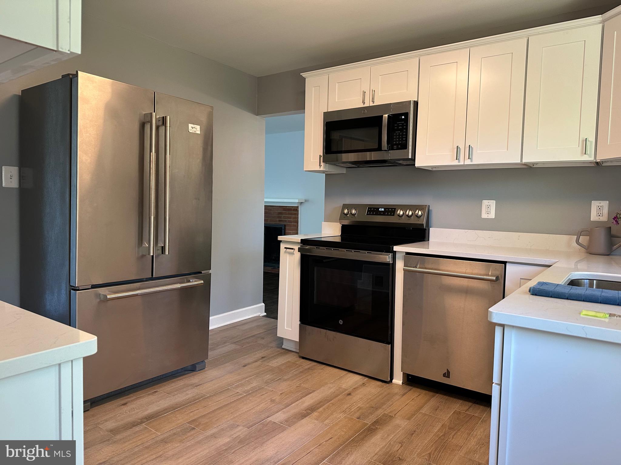 BUCKNELL MANOR - Residential Lease