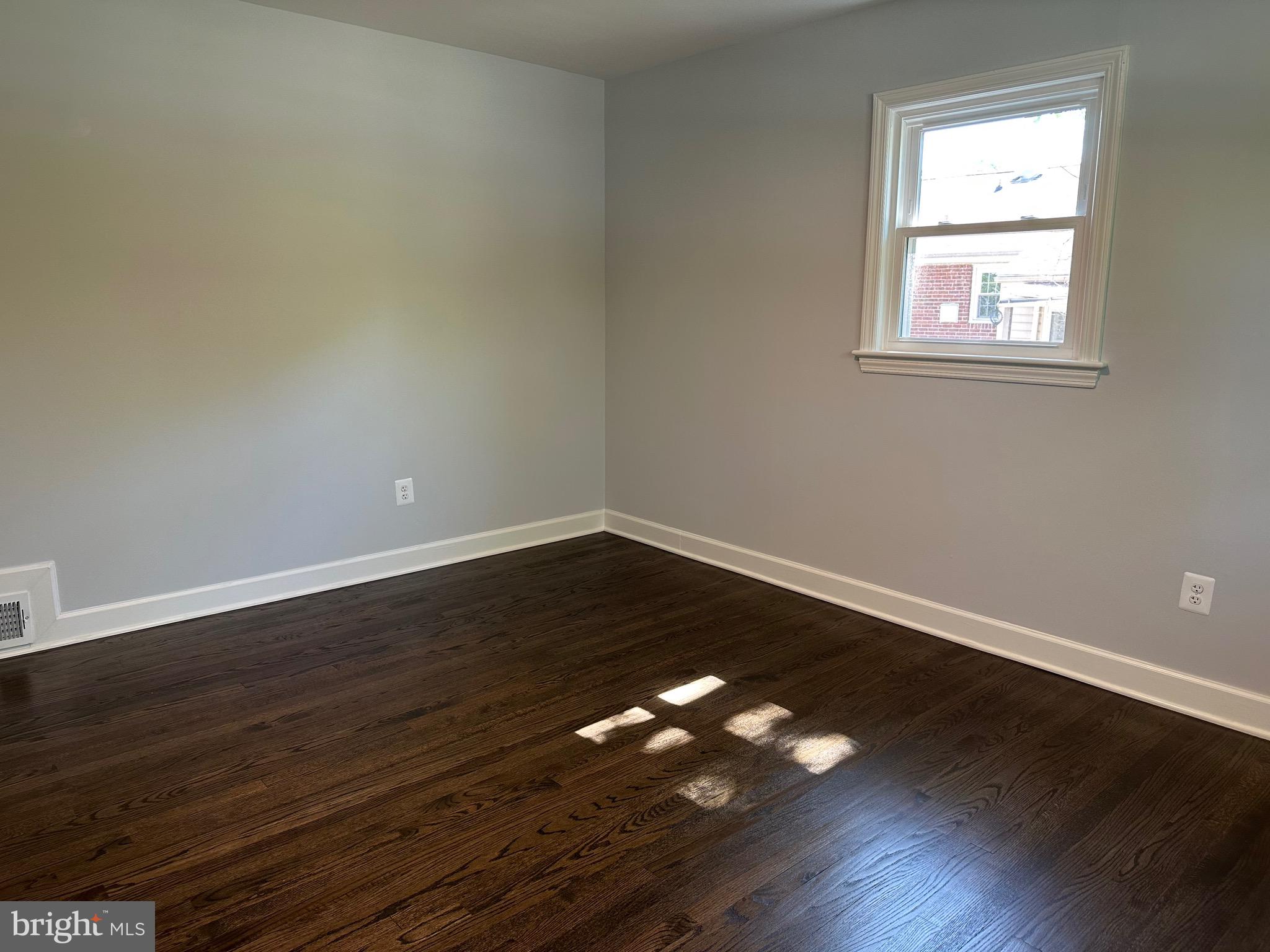 BUCKNELL MANOR - Residential Lease