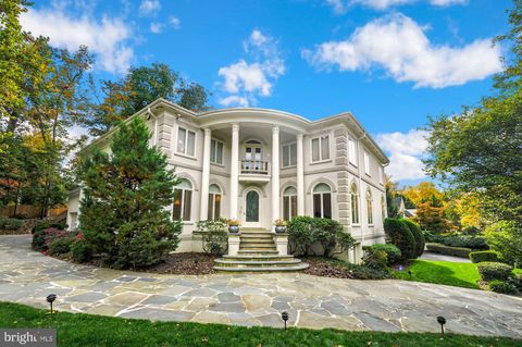 Photo of 6430 BRADLEY BLVD, BETHESDA, MD 20817 (MLS # MDMC2061030) Photo of 6430 BRADLEY BLVD, BETHESDA, MD 20817 (MLS # MDMC2061030)