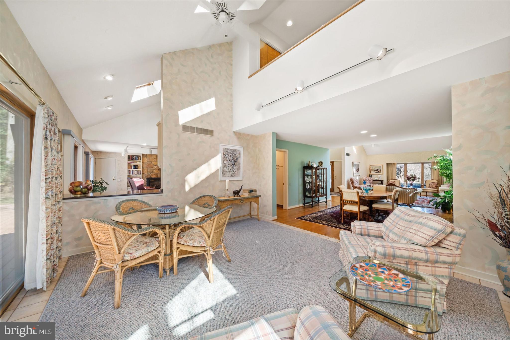 FAIRTHORNE - Residential