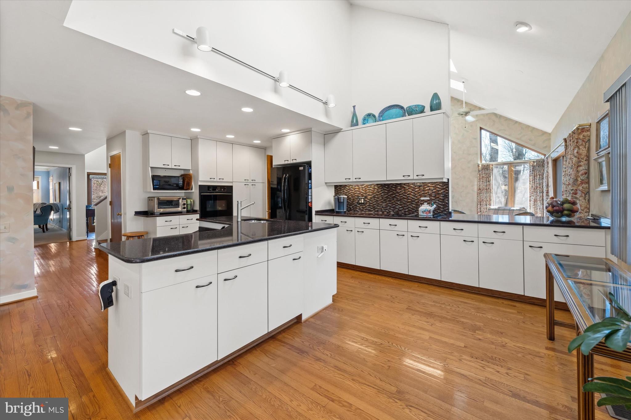 FAIRTHORNE - Residential