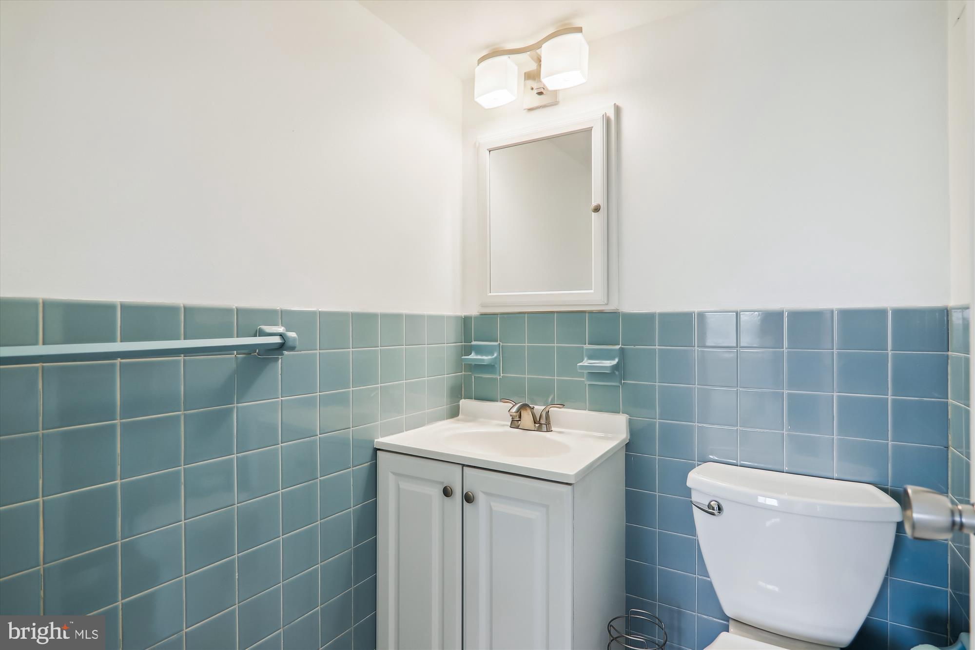 UNIVERSITY TOWERS CODM - Residential Lease