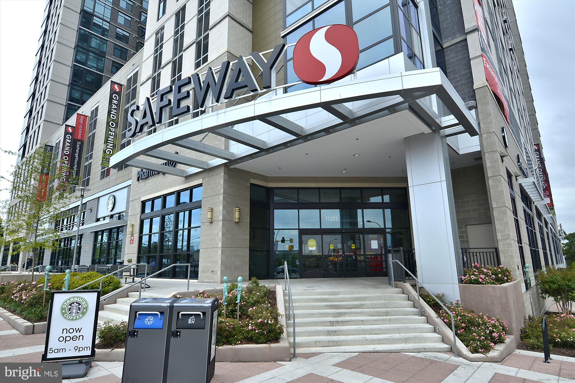 UNIVERSITY TOWERS CODM - Residential Lease