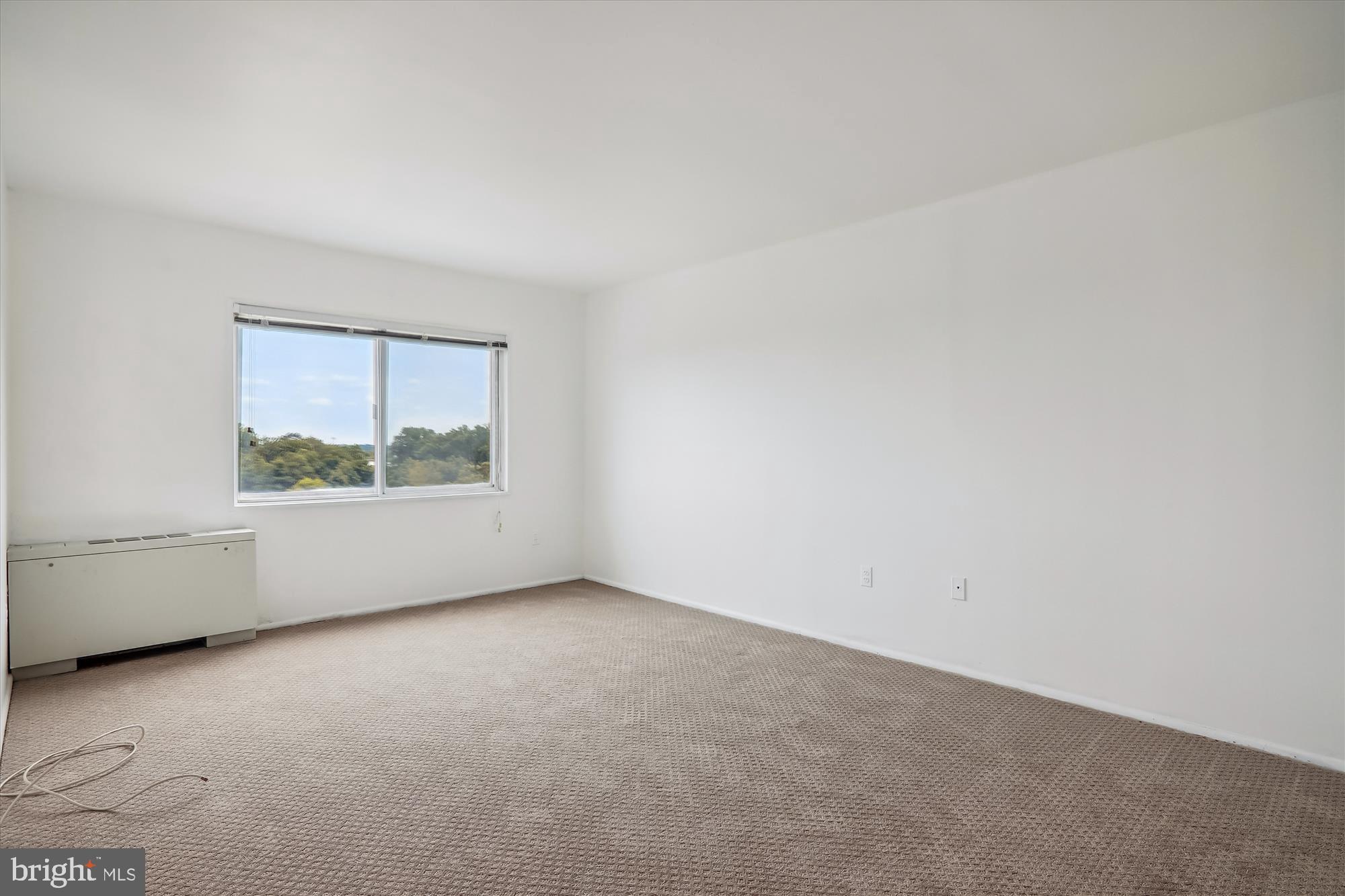 UNIVERSITY TOWERS CODM - Residential Lease