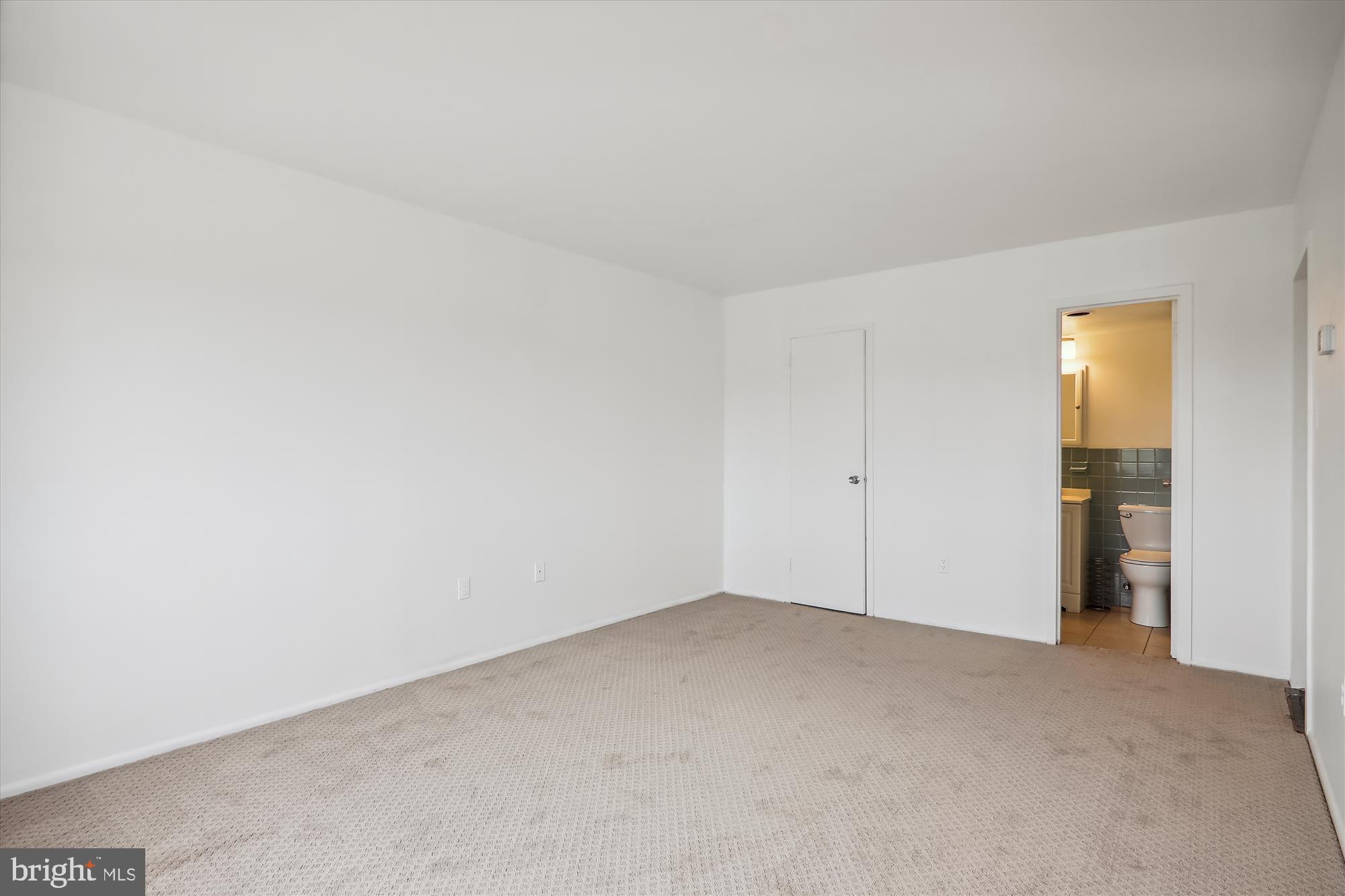 UNIVERSITY TOWERS CODM - Residential Lease