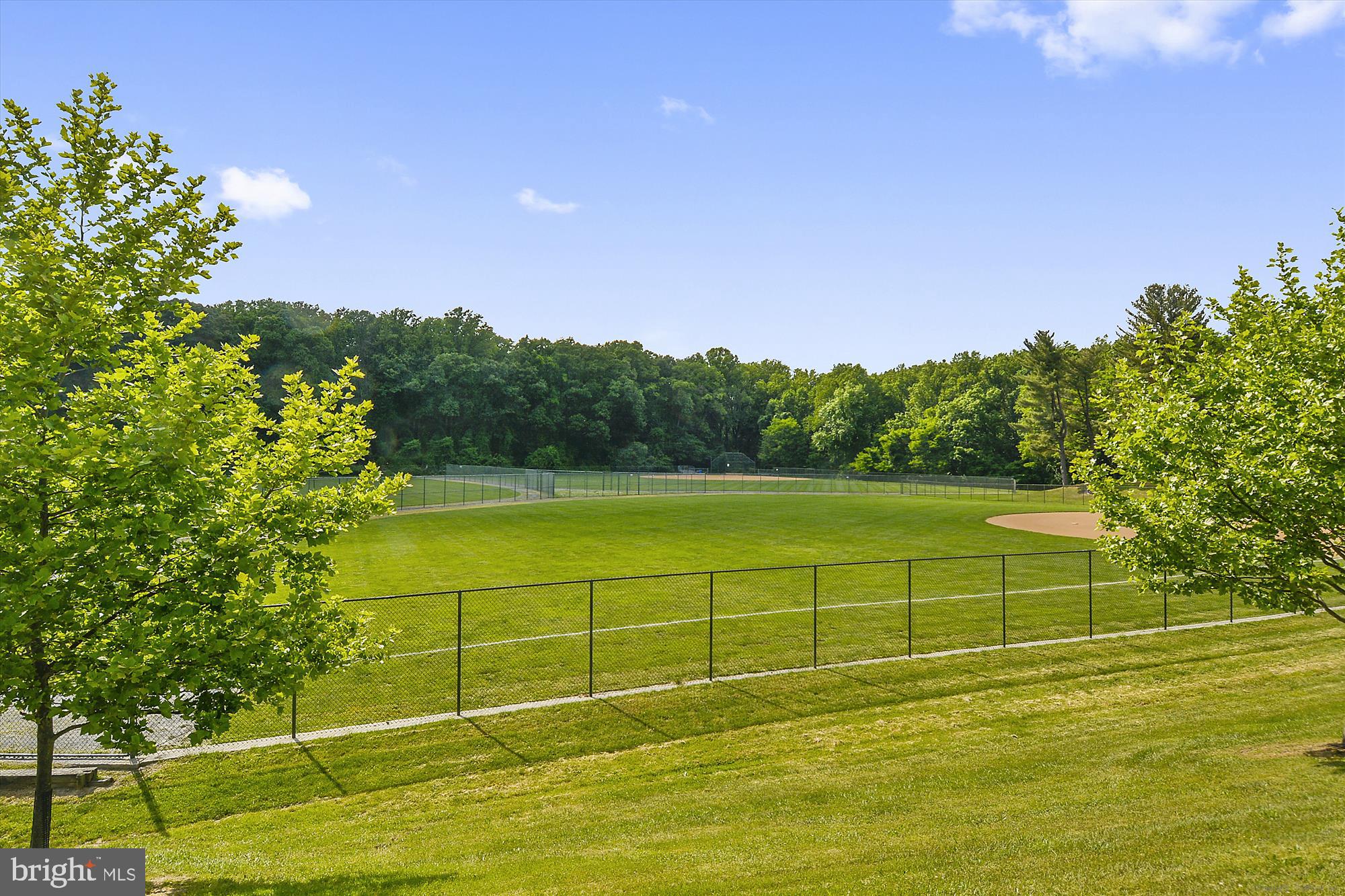 UNIVERSITY TOWERS CODM - Residential Lease