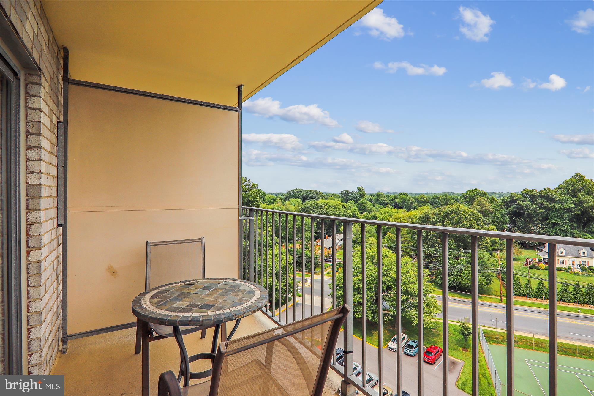 UNIVERSITY TOWERS CODM - Residential Lease