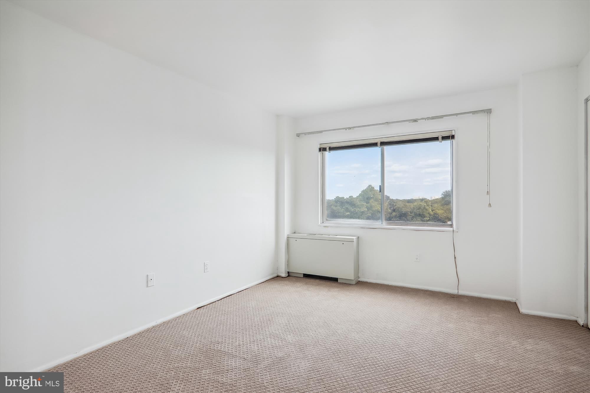 UNIVERSITY TOWERS CODM - Residential Lease