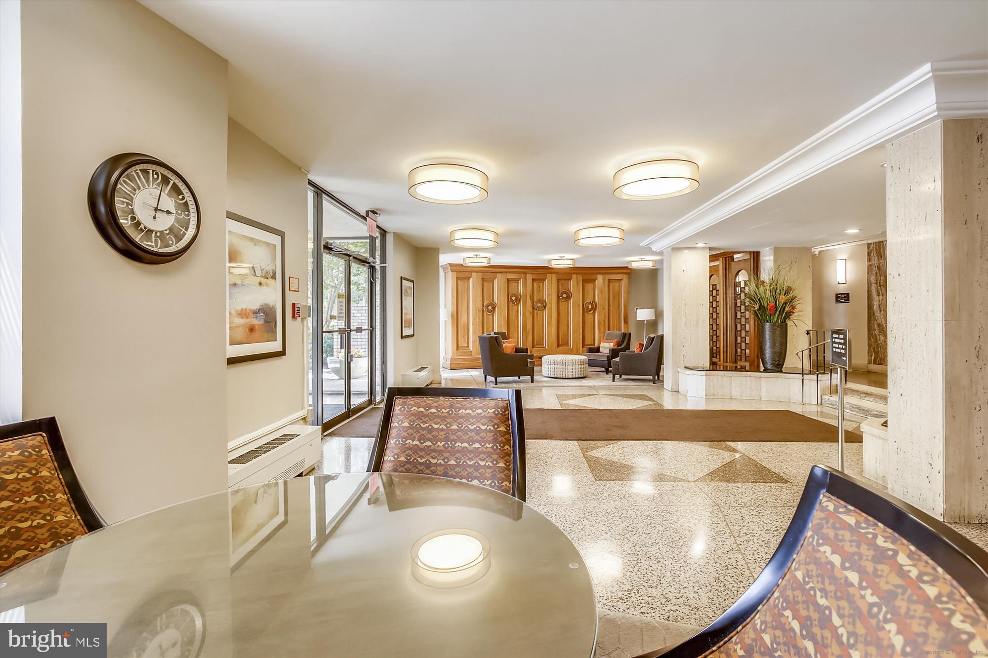 UNIVERSITY TOWERS CODM - Residential Lease